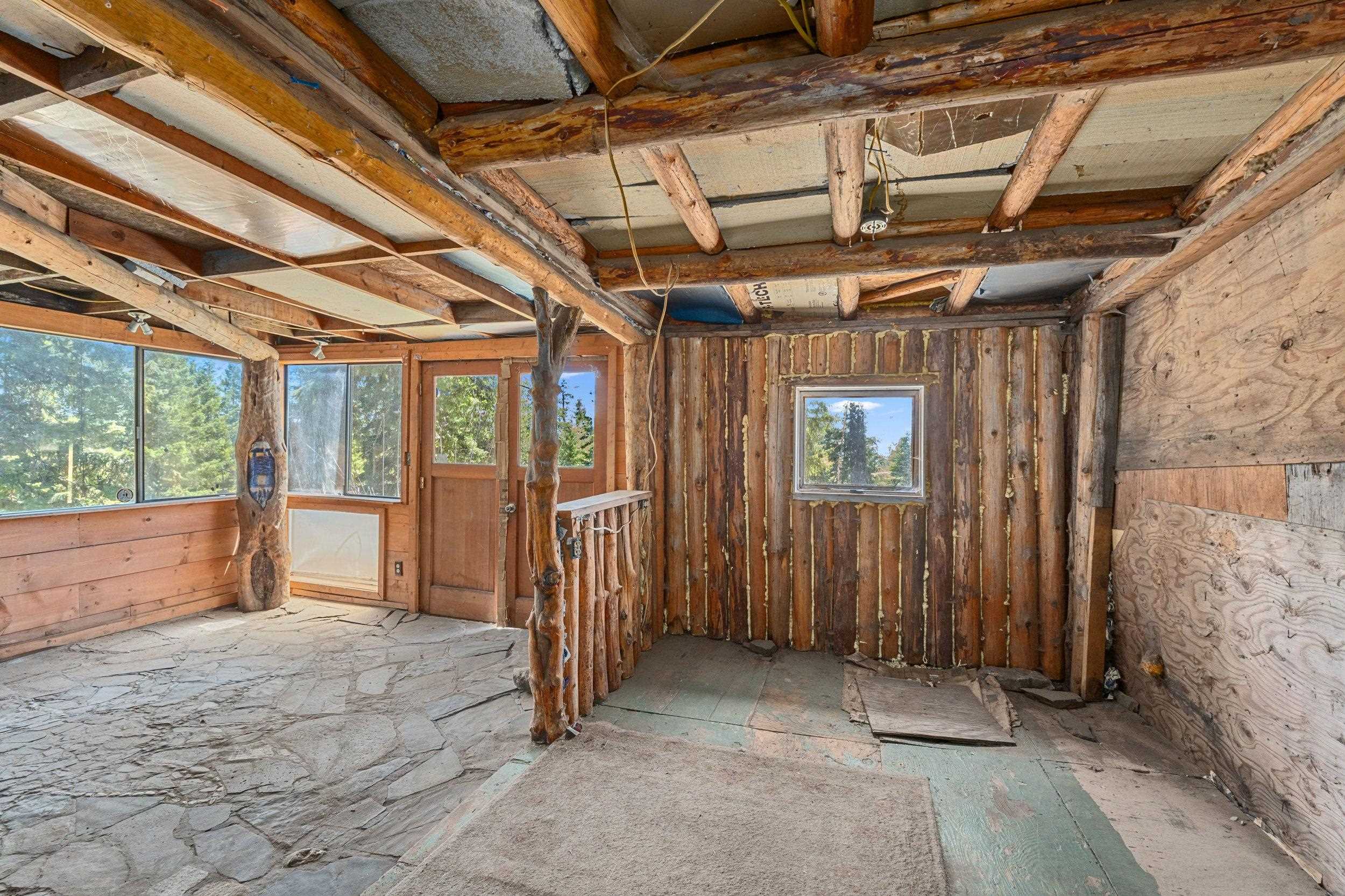 1022 Spring Hill Rd - Photo 8