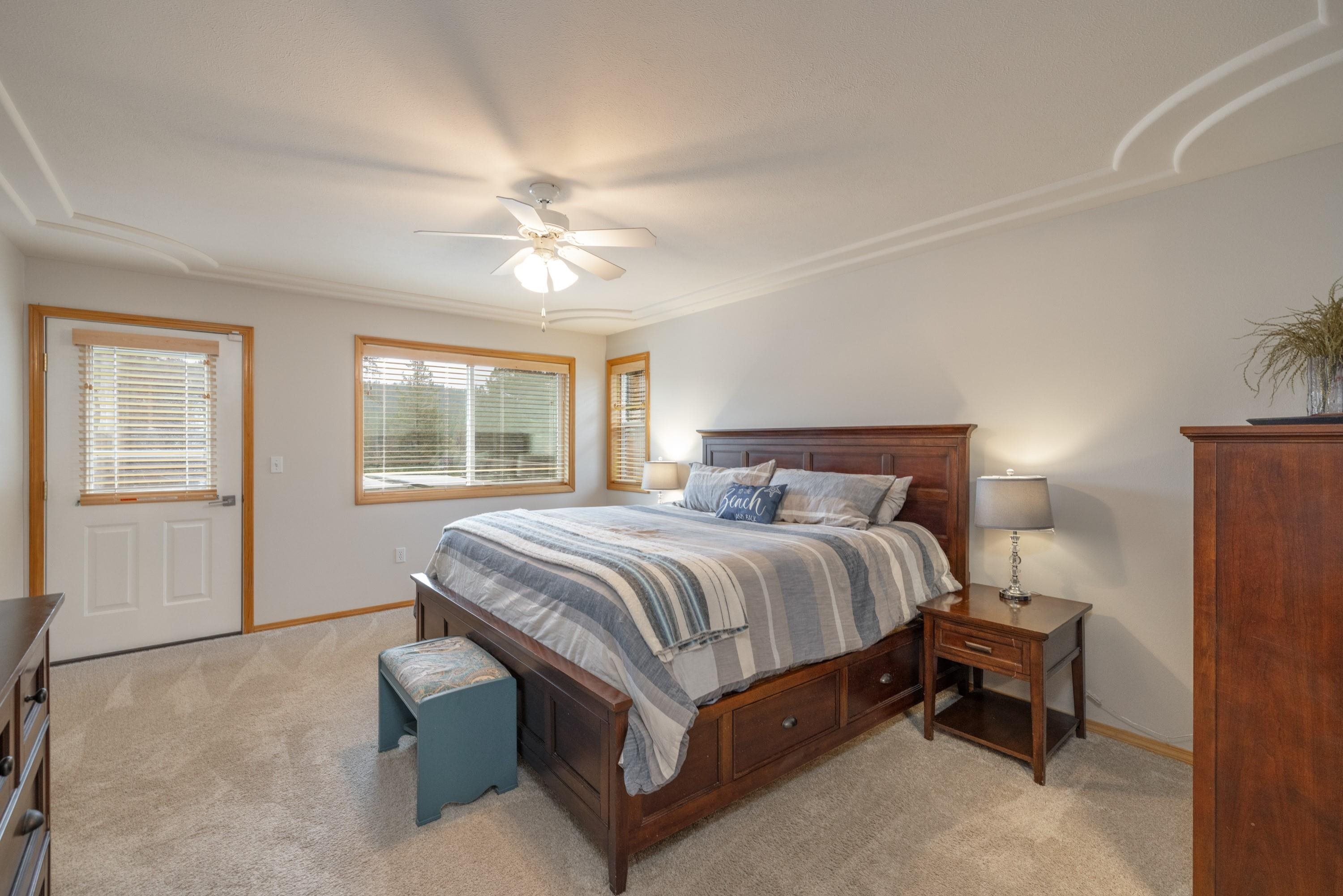 32410 N Ridge Rd - Photo 32