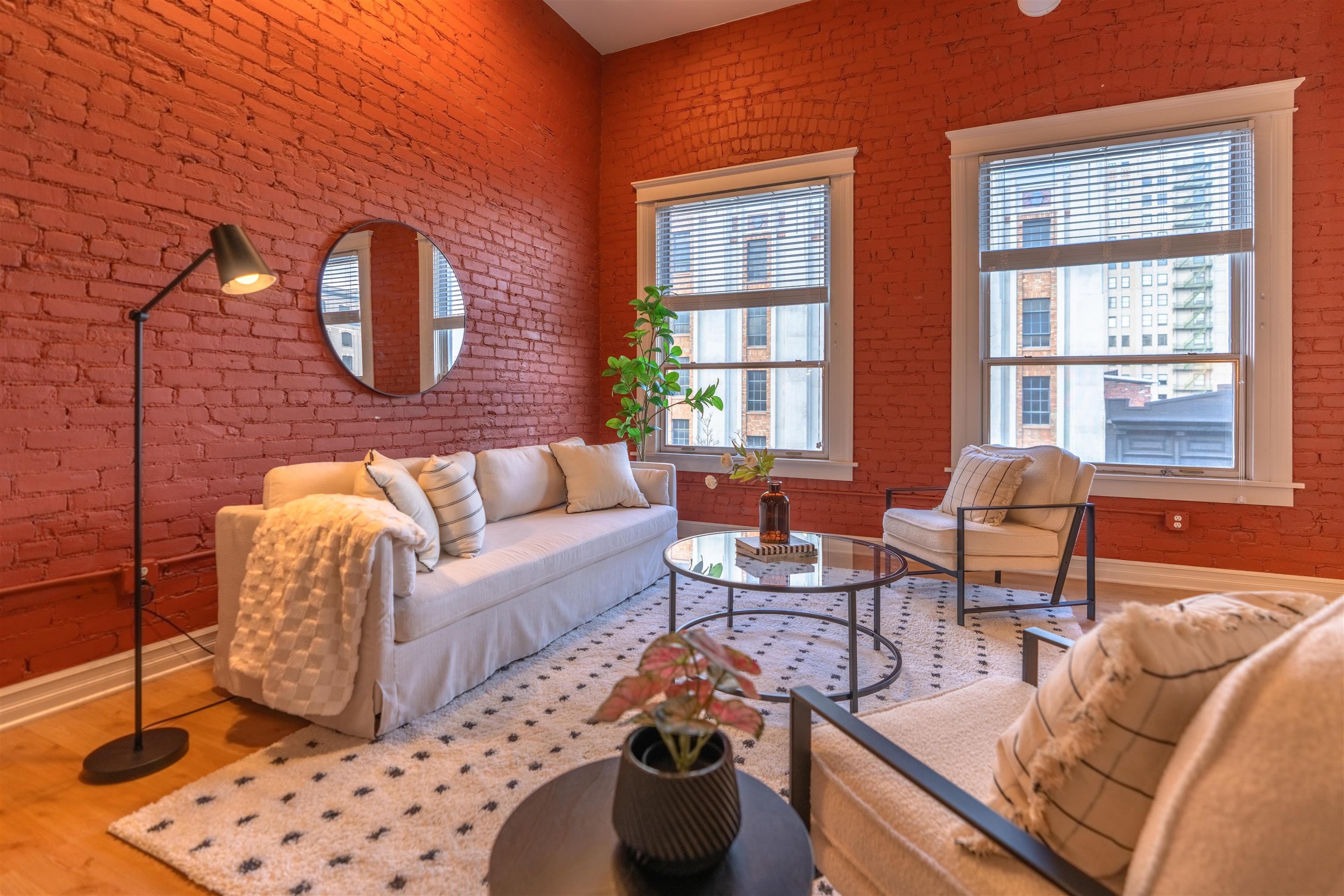 417 W 1st Ave - Photo 10