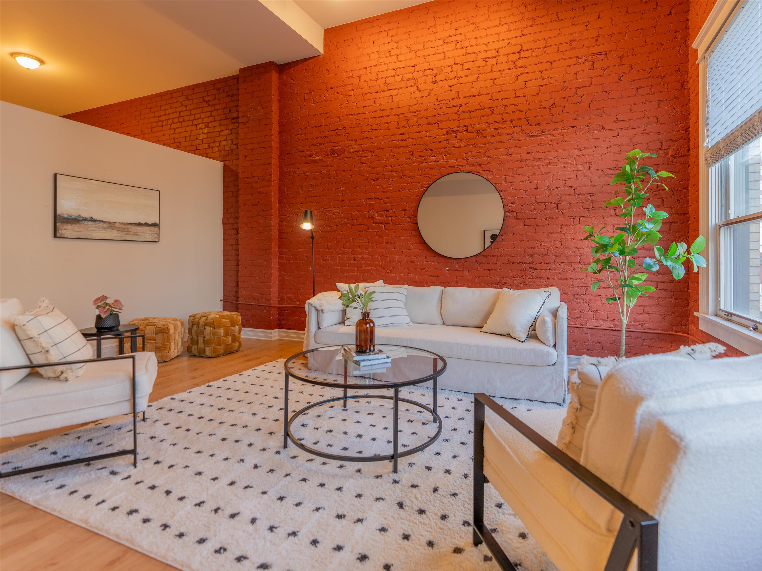 417 W 1st Ave - Photo 9
