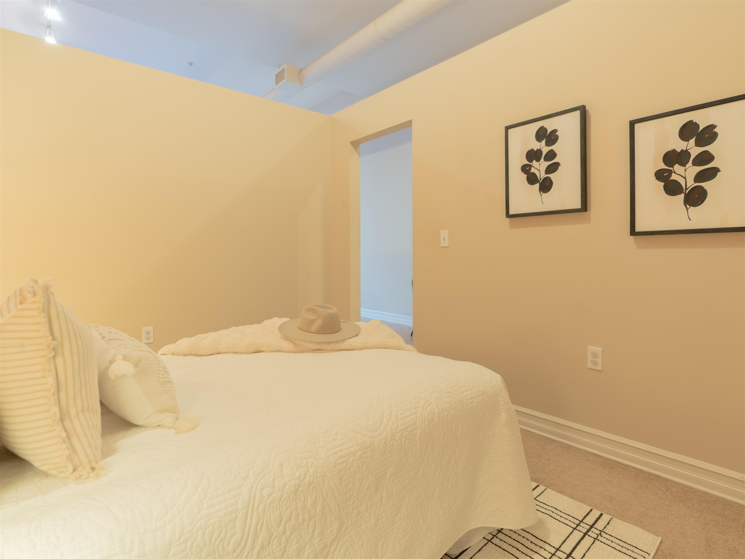 417 W 1st Ave - Photo 13