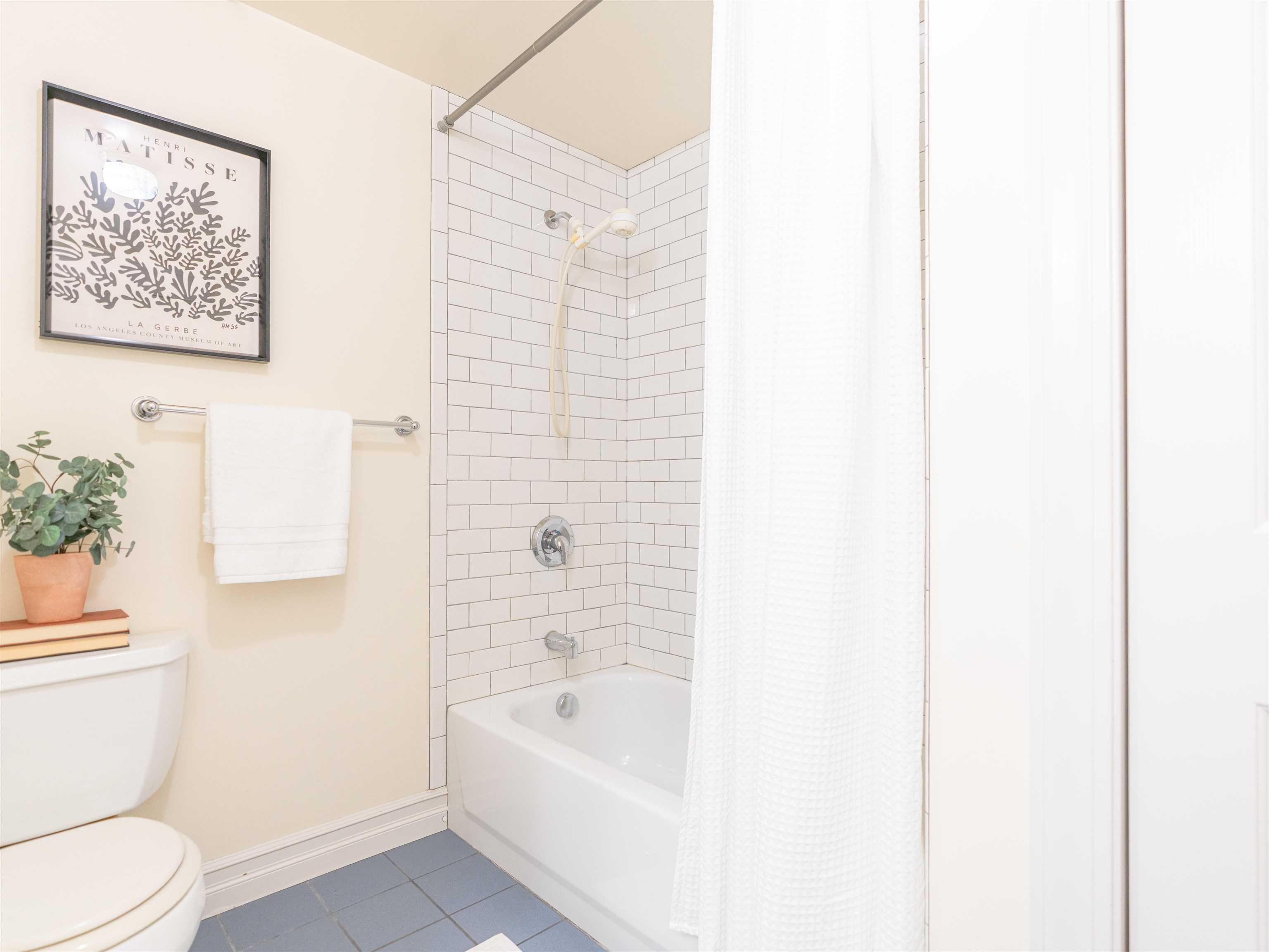 417 W 1st Ave - Photo 21