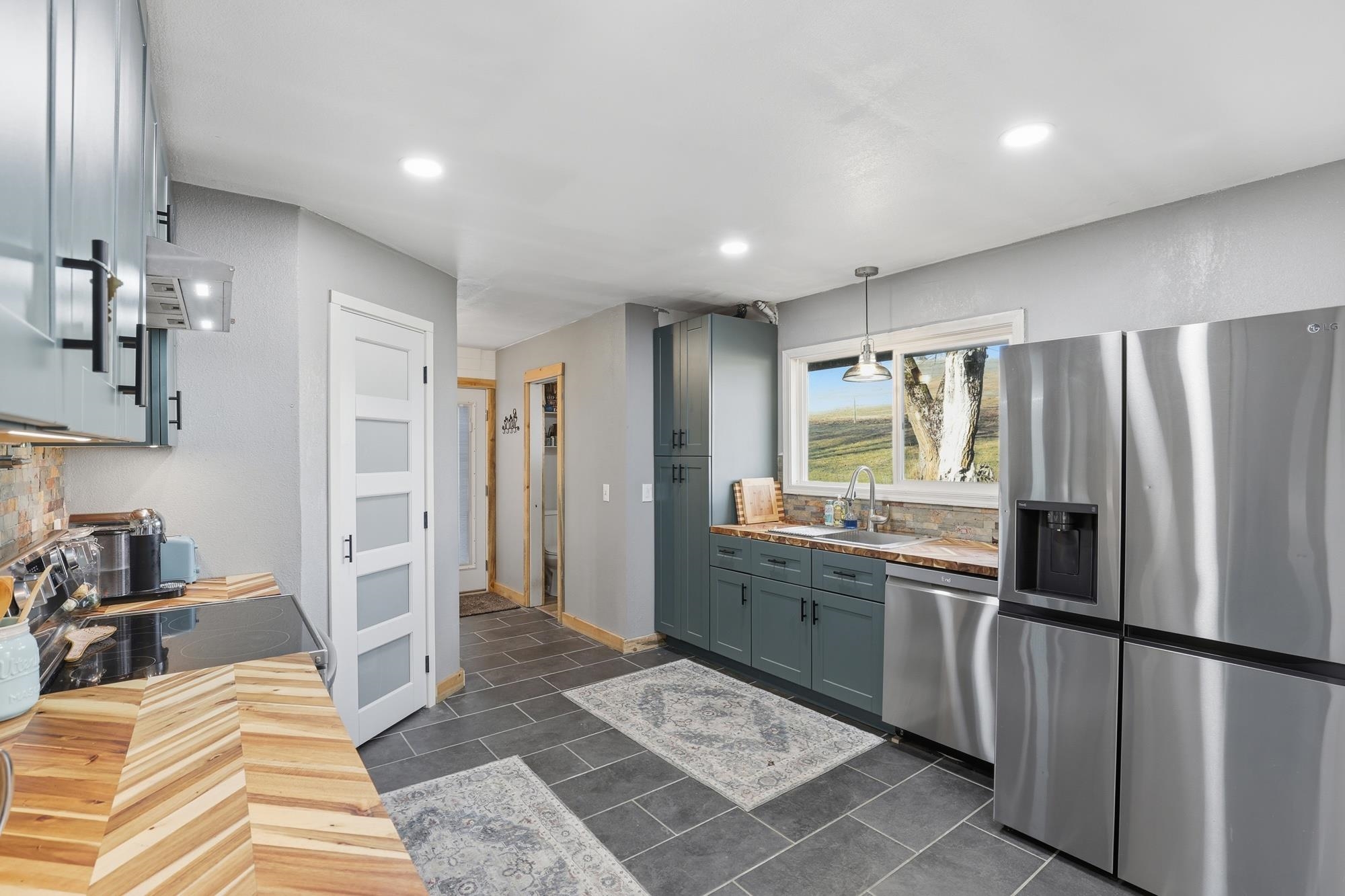 27108 E Blanchard Loop - Photo 4