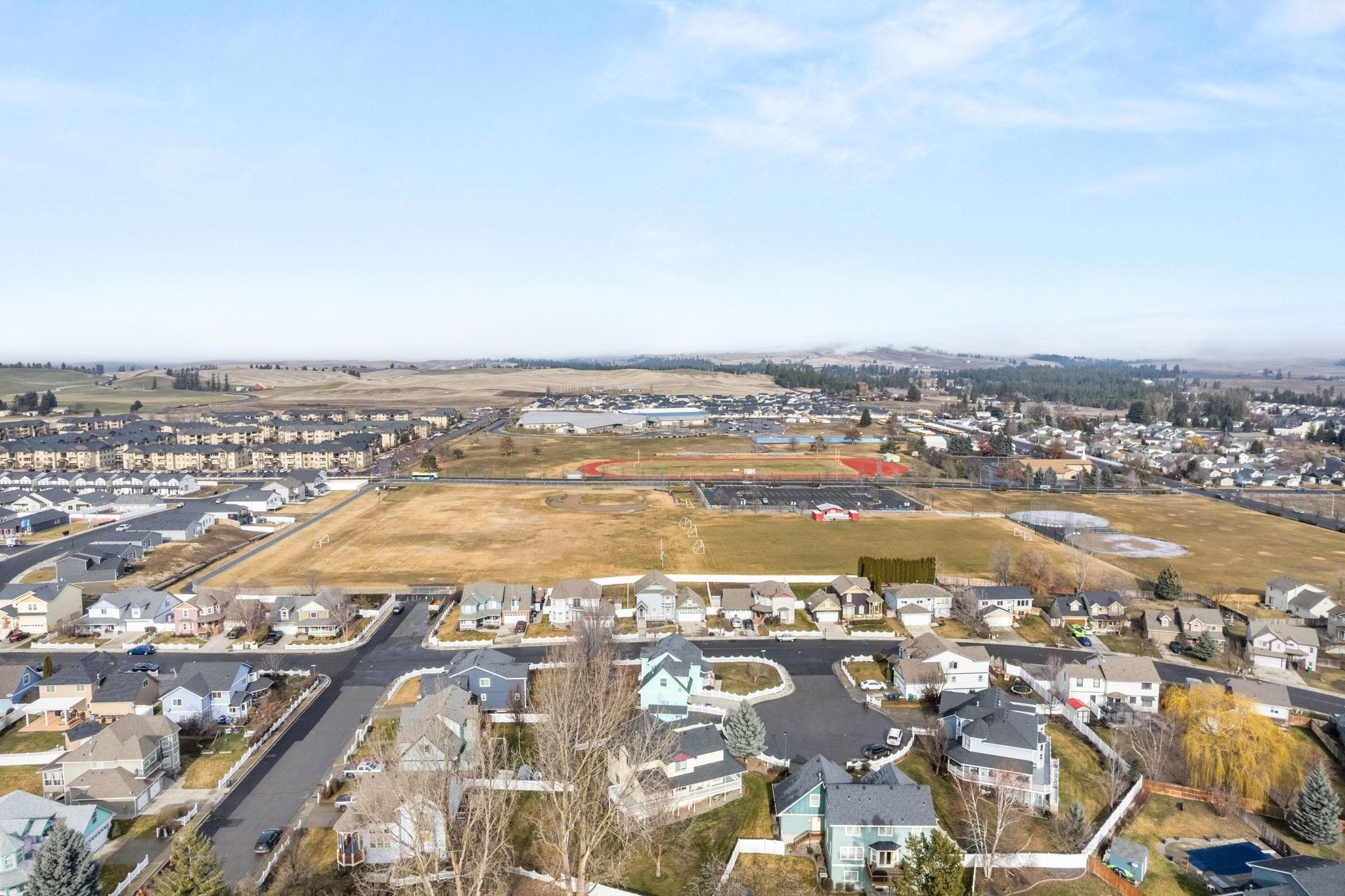 713 Golden Hills Dr - Photo 42