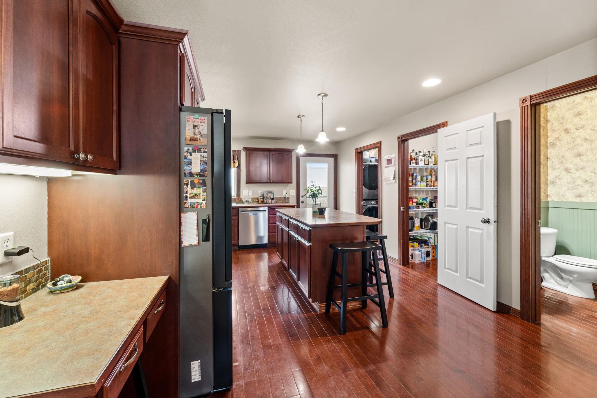 713 Golden Hills Dr - Photo 10