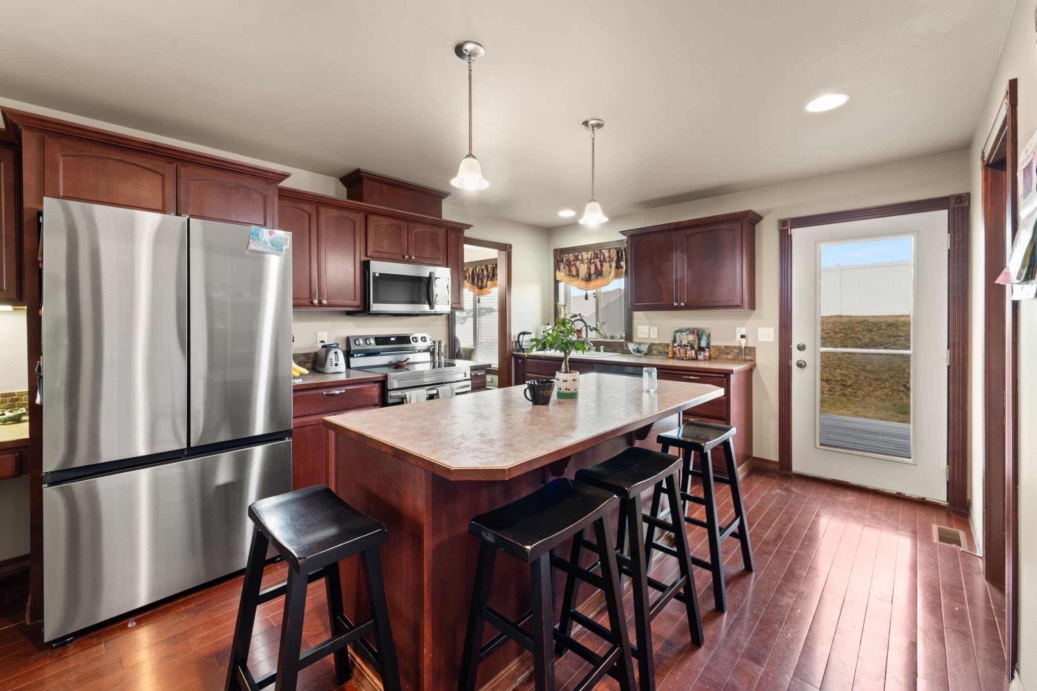 713 Golden Hills Dr - Photo 11