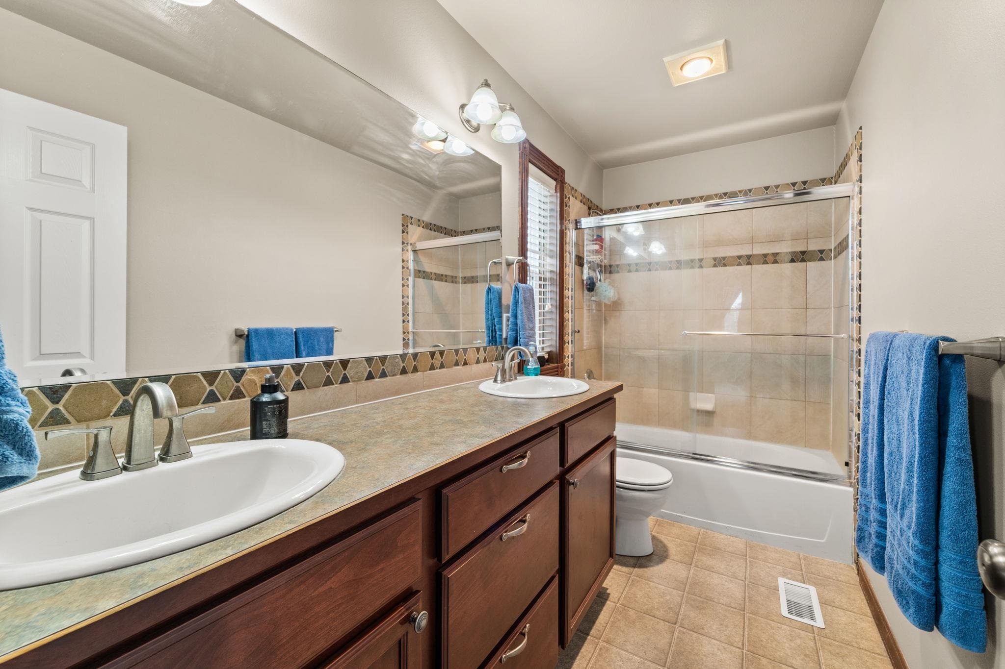 713 Golden Hills Dr - Photo 35