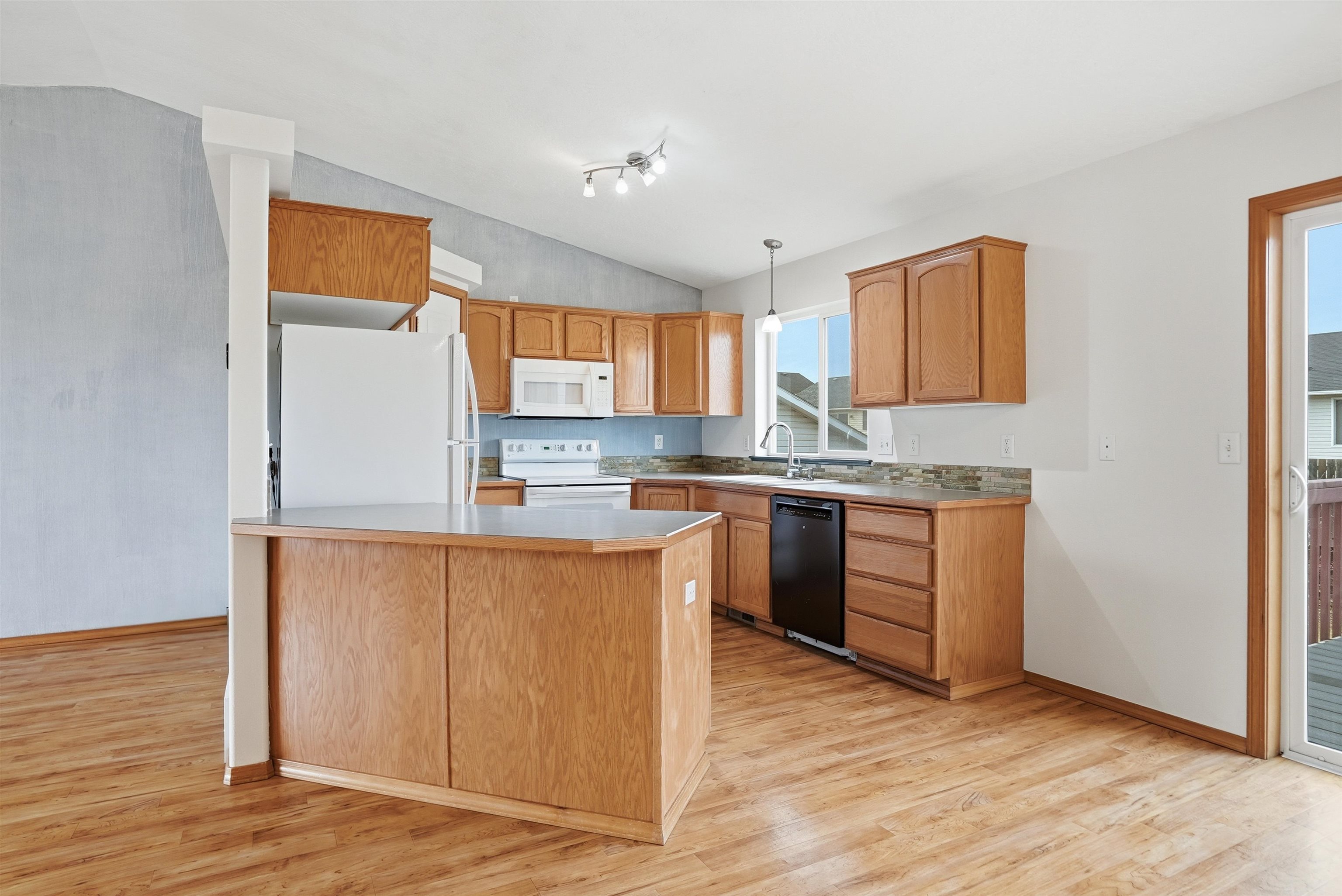 2806 Bethany St - Photo 11
