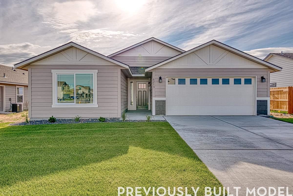 18722 E RIVERSIDE Ct - Photo 1