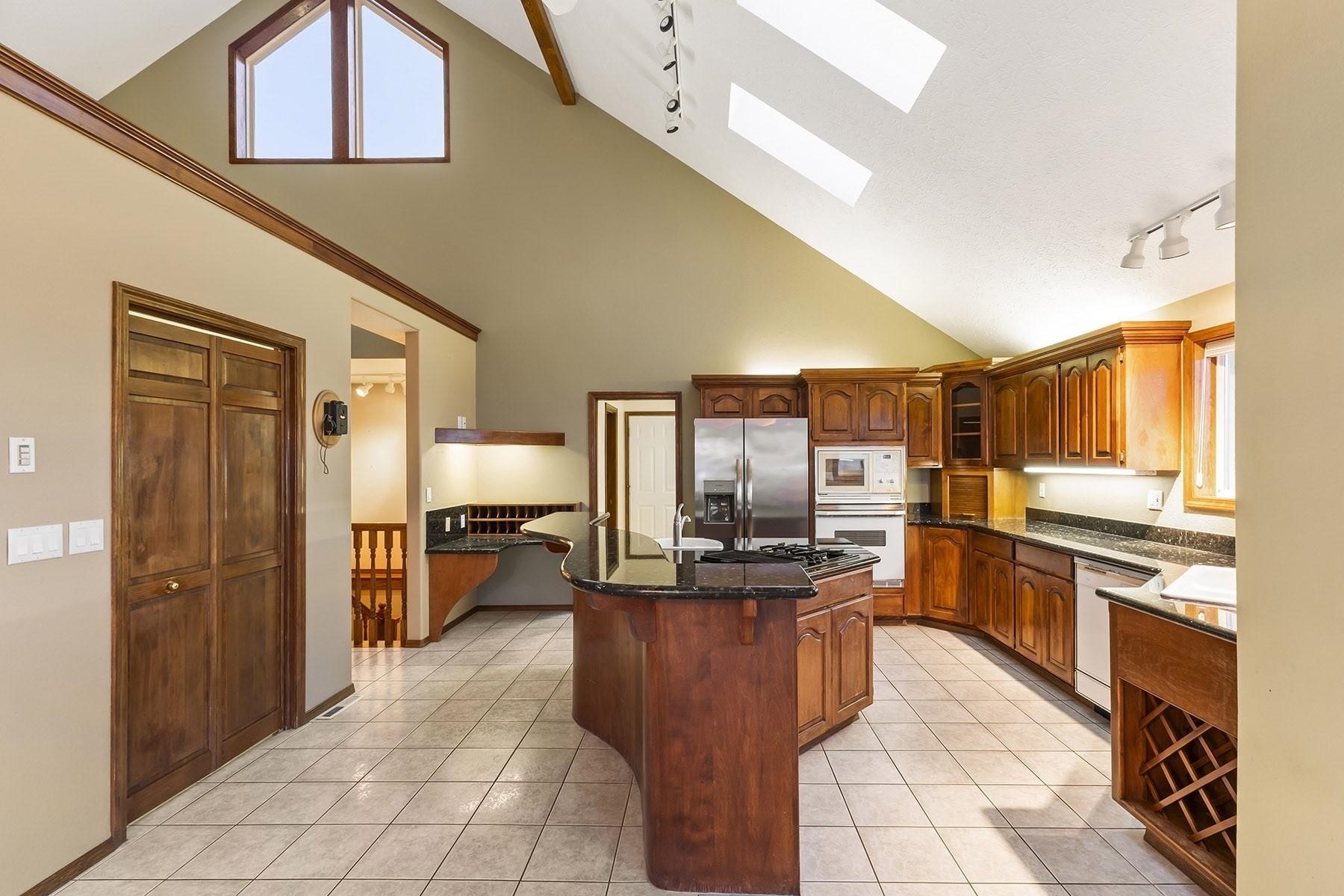 7335 N Five Mile Rd - Photo 26