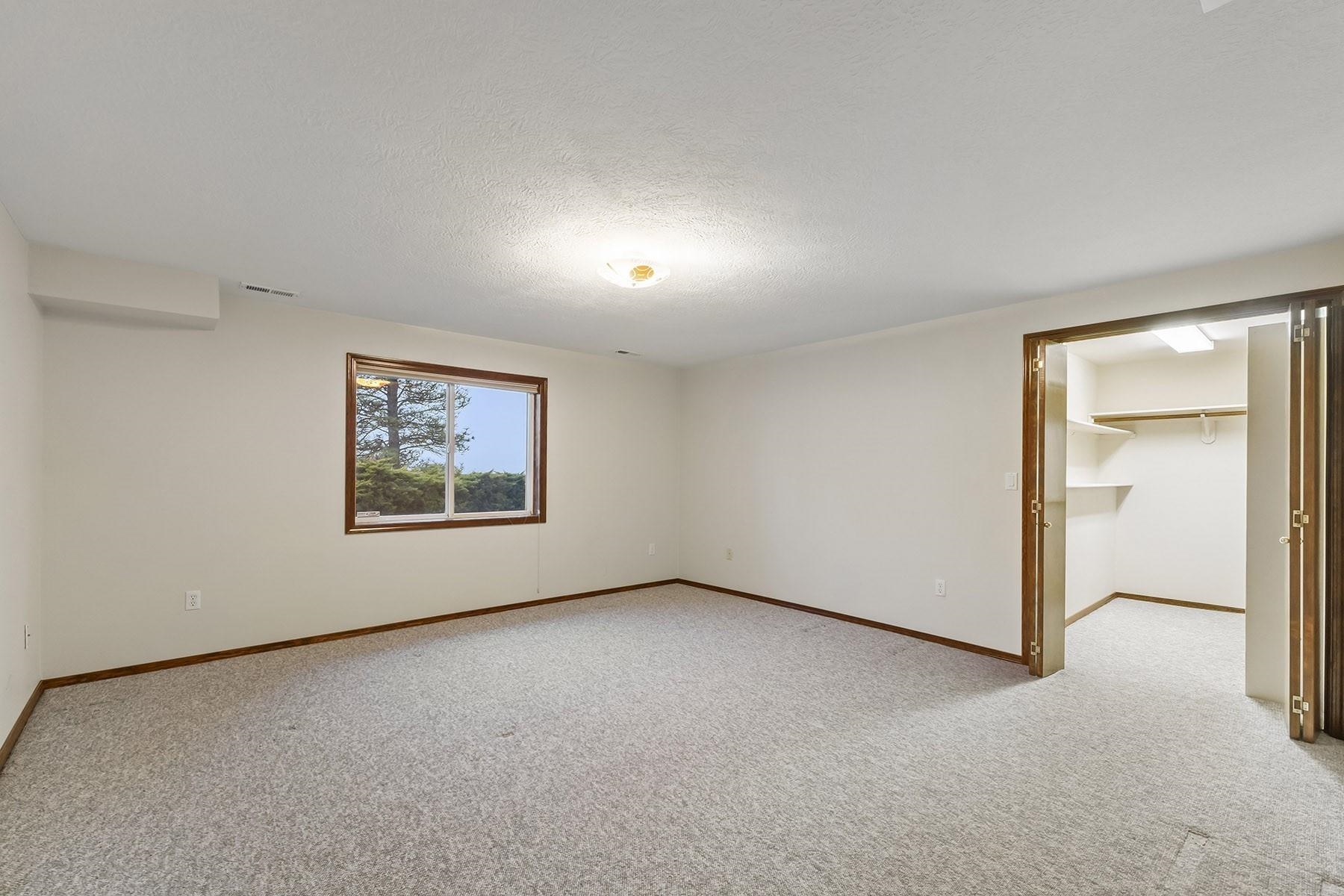 7335 N Five Mile Rd - Photo 48