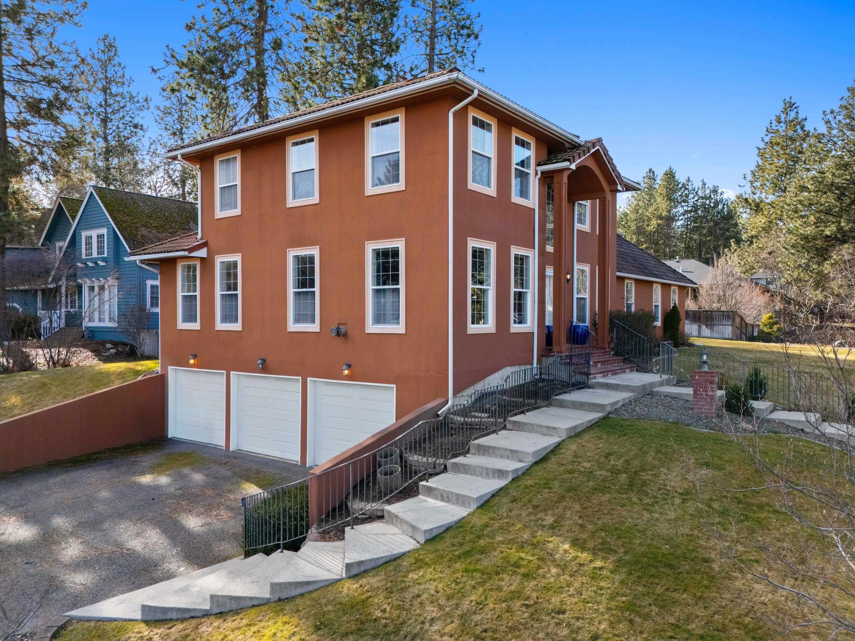 1604 S Koren St - Photo 2