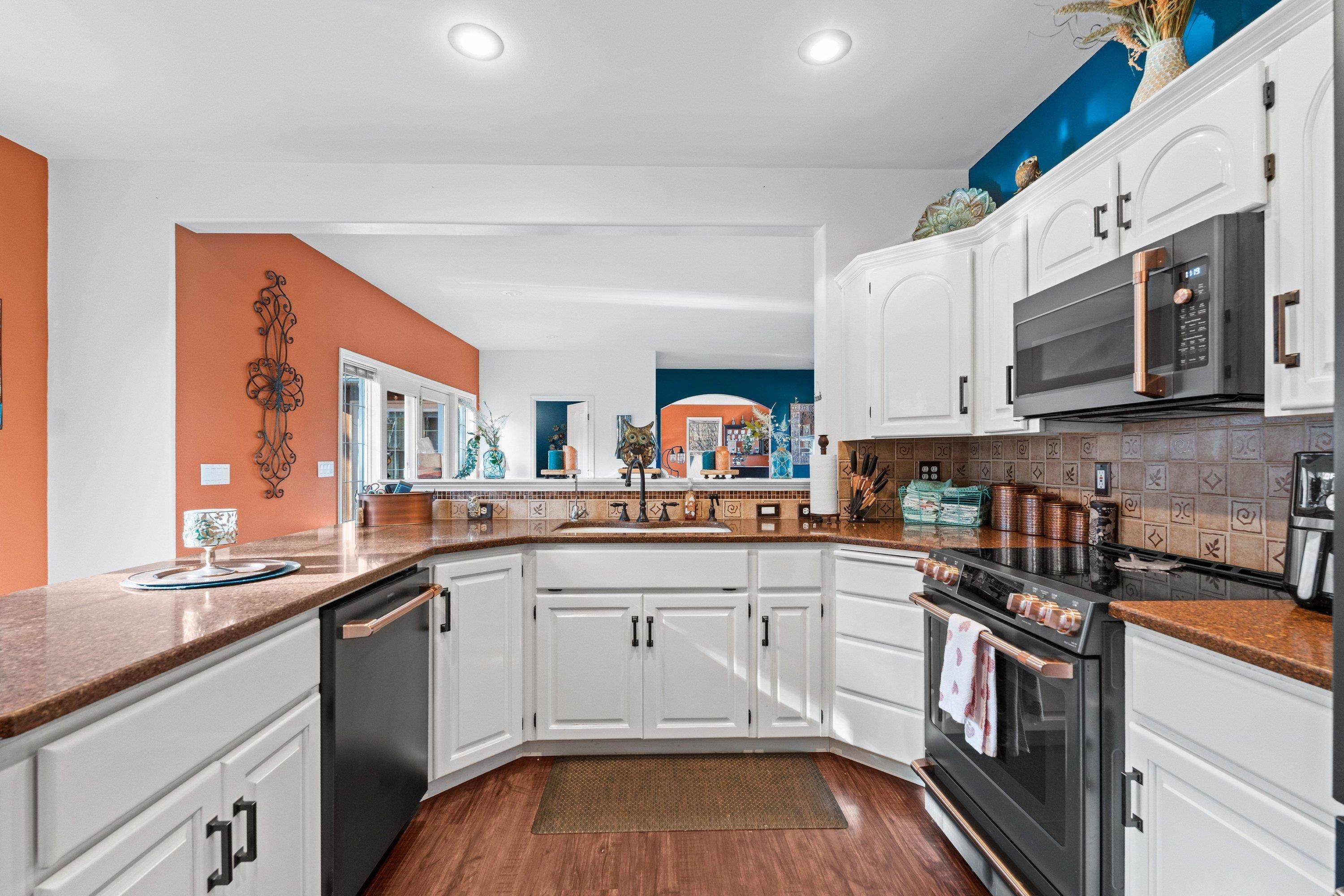 1604 S Koren St - Photo 11