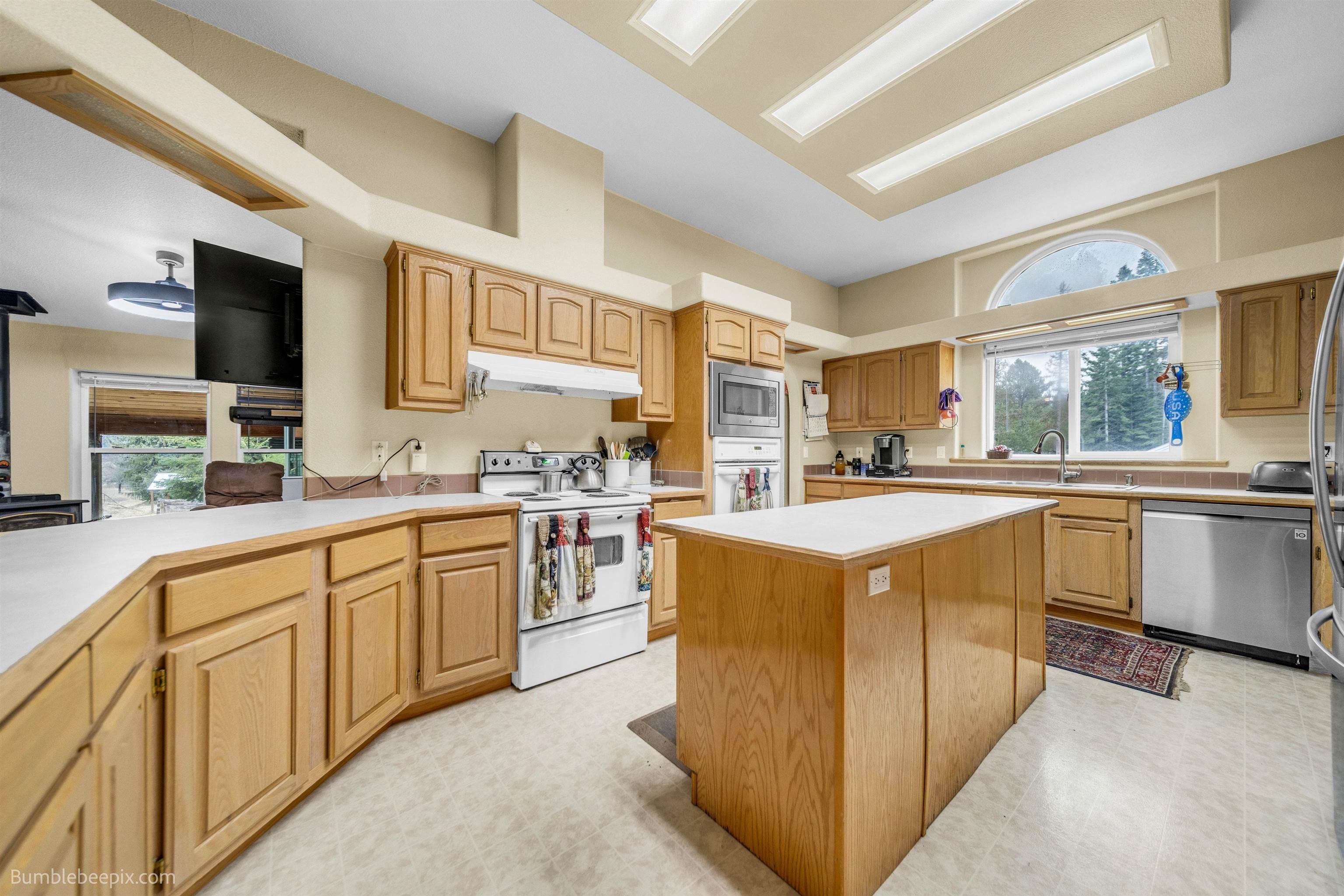 263 Fourspots Rd - Photo 6