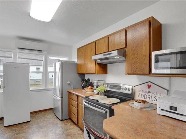 327 S Crosby St - Photo 12