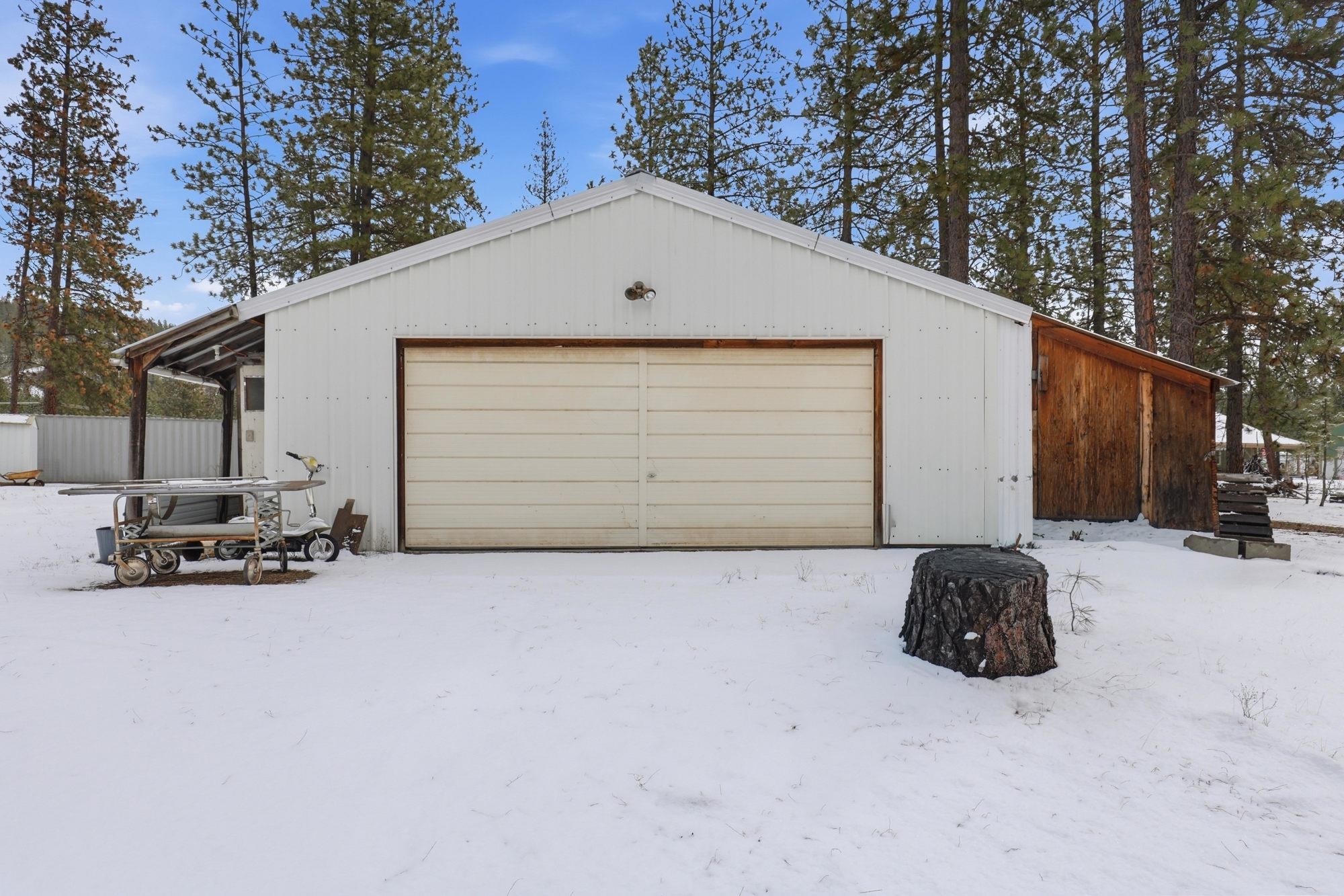 6399 Lakeview Dr - Photo 32