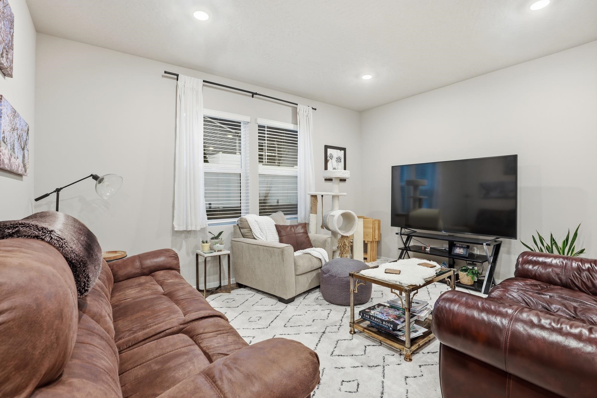 3231 N Stanley Rd - Photo 3