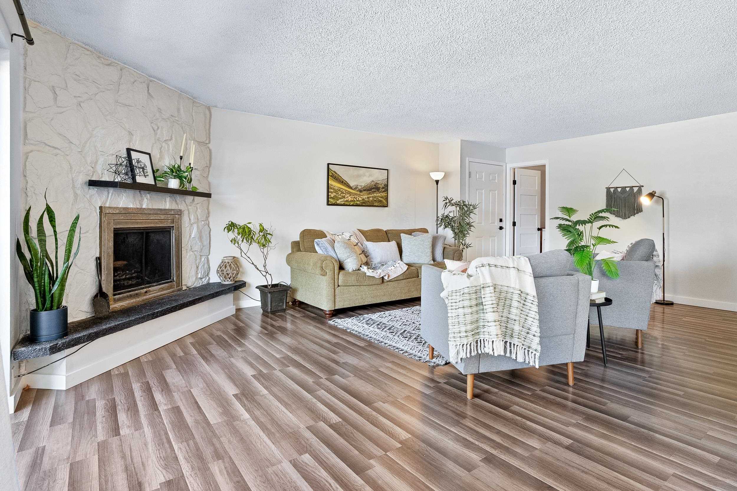 1002 W 7th Ave - Photo 2
