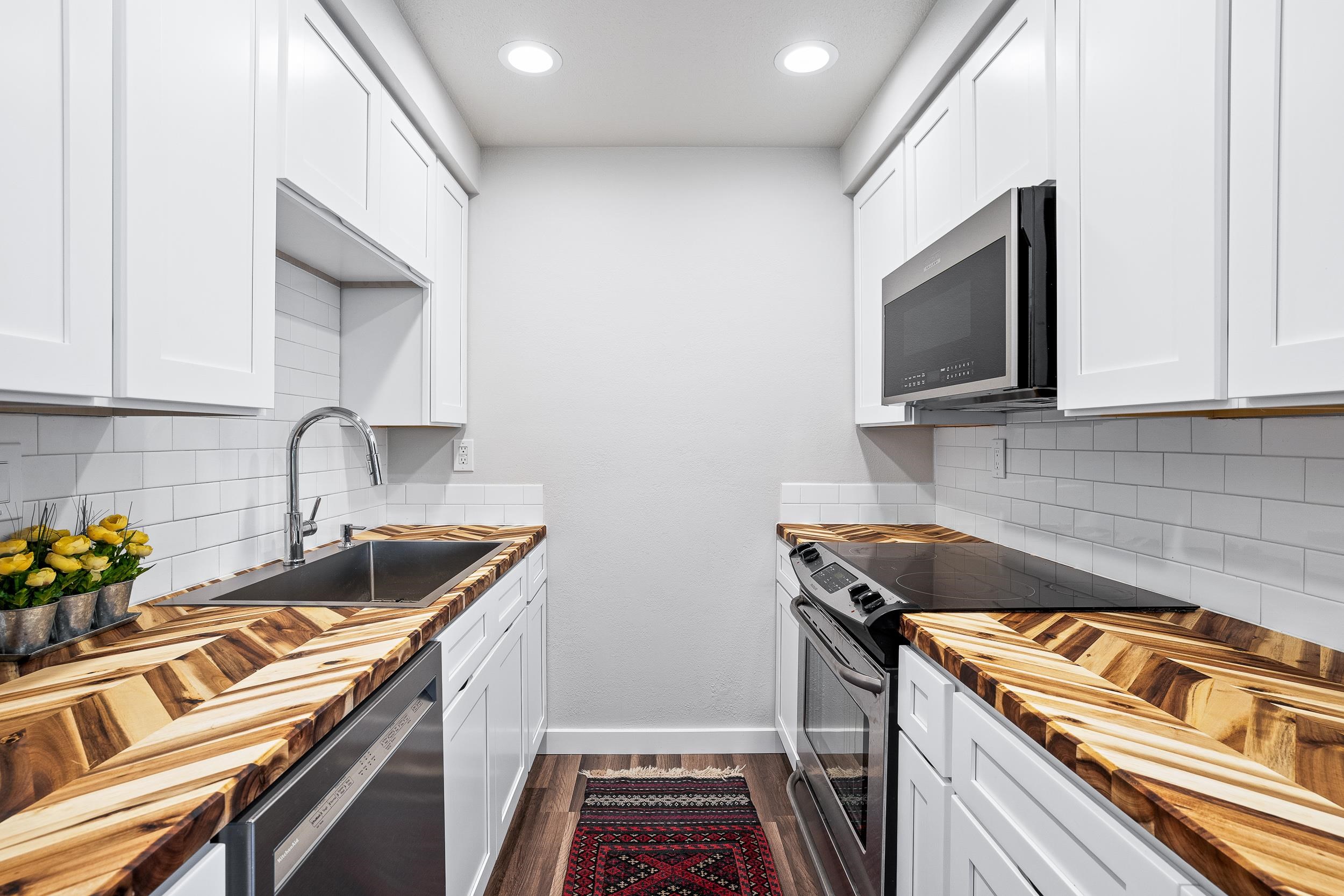 1002 W 7th Ave - Photo 10