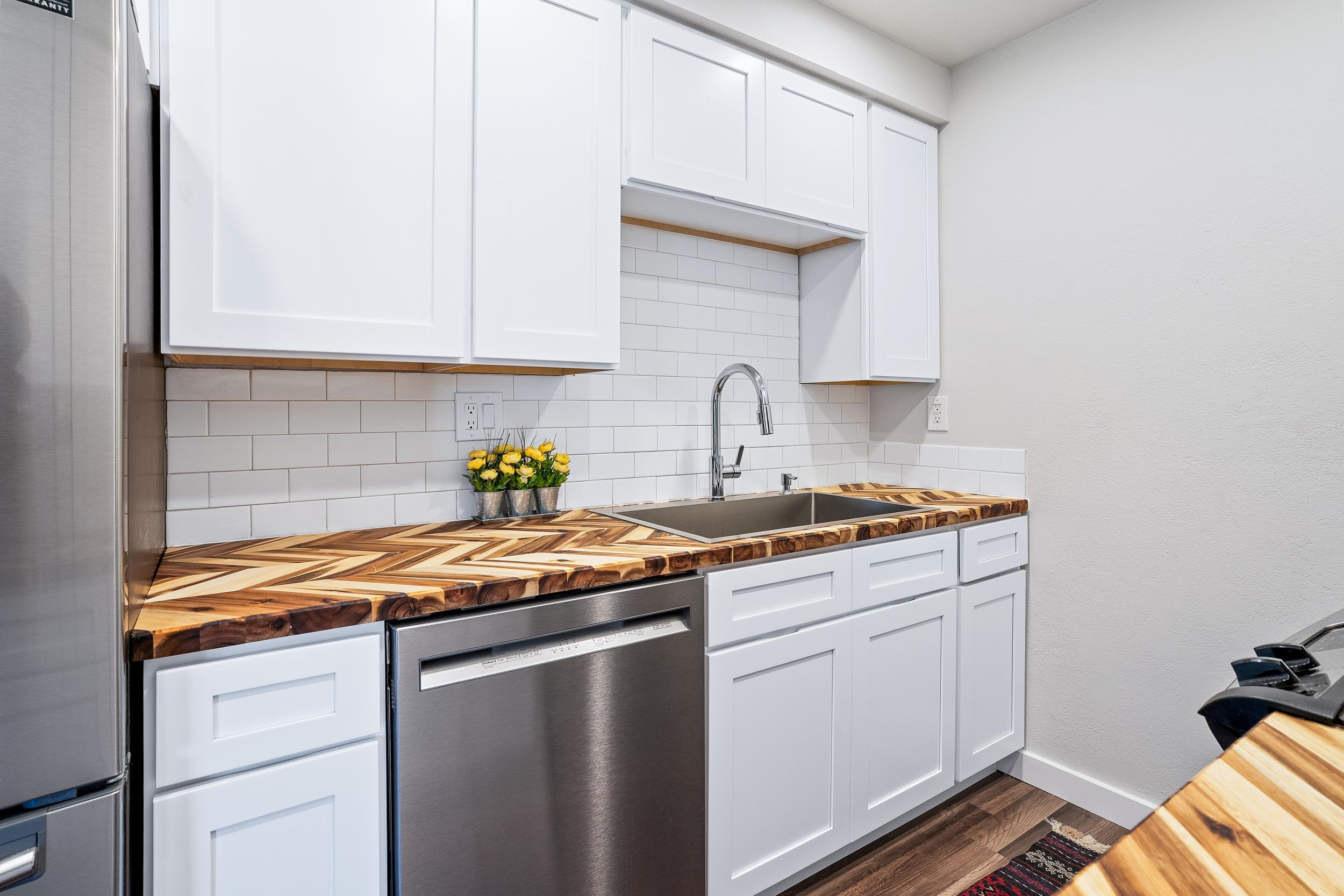 1002 W 7th Ave - Photo 11