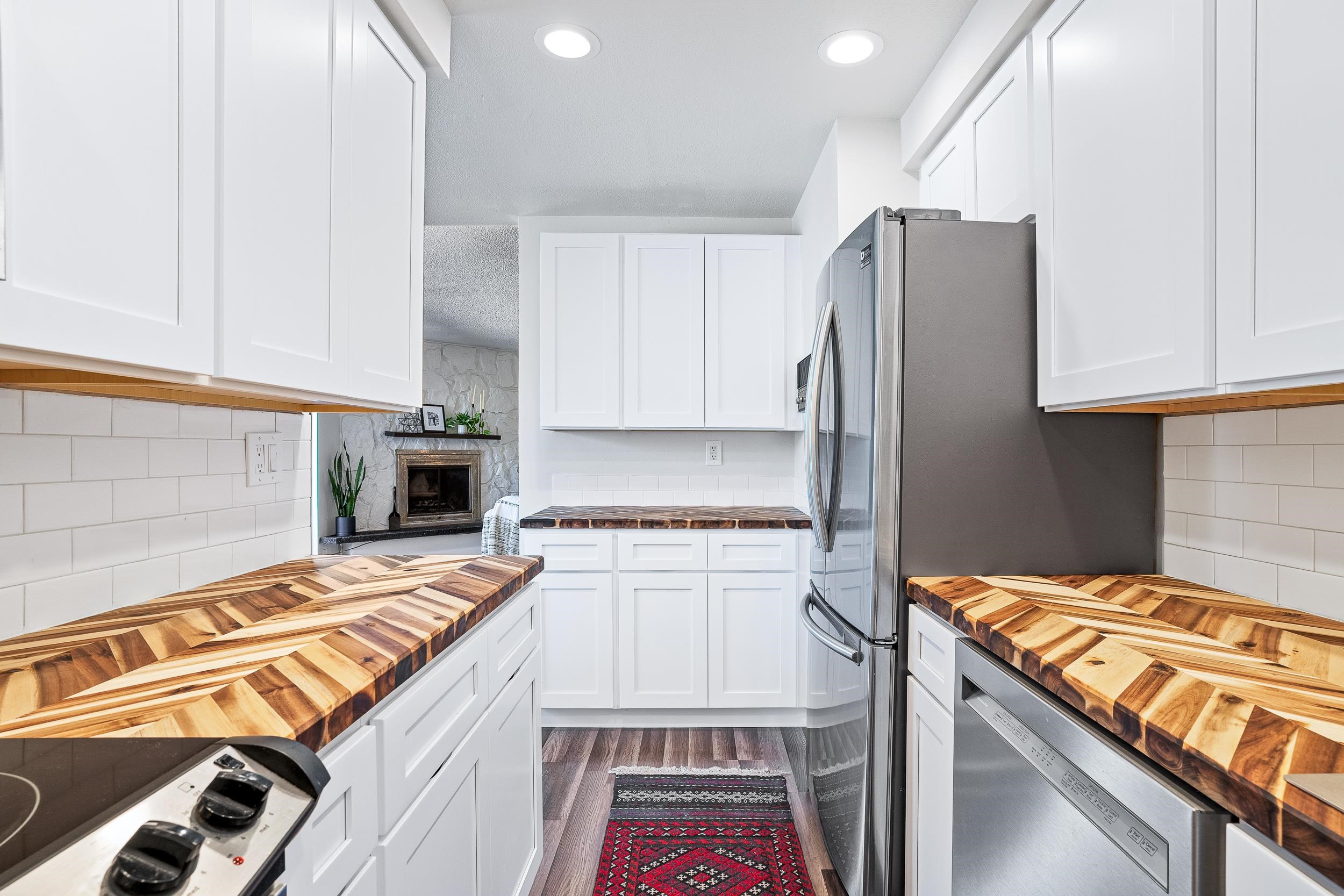 1002 W 7th Ave - Photo 12