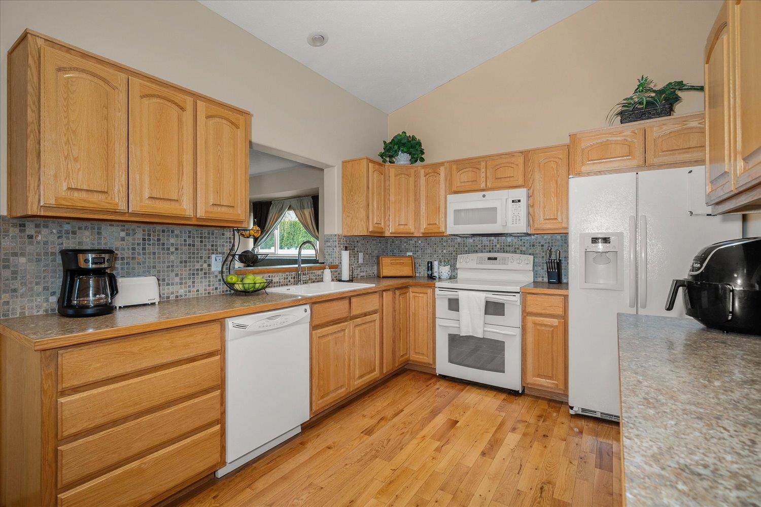 18914 E 2nd Ave - Photo 12