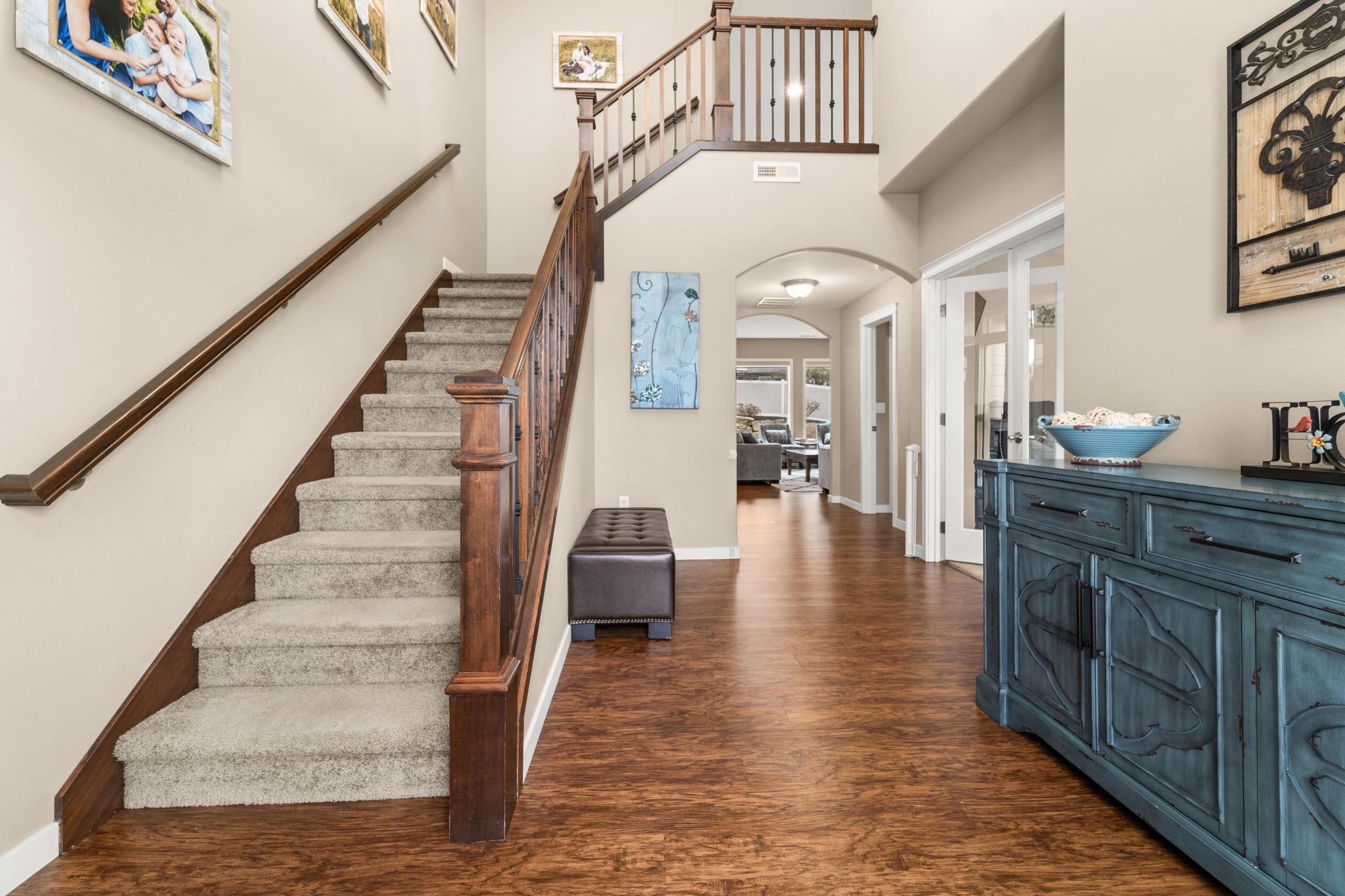 110 E Sapphire Ln - Photo 5