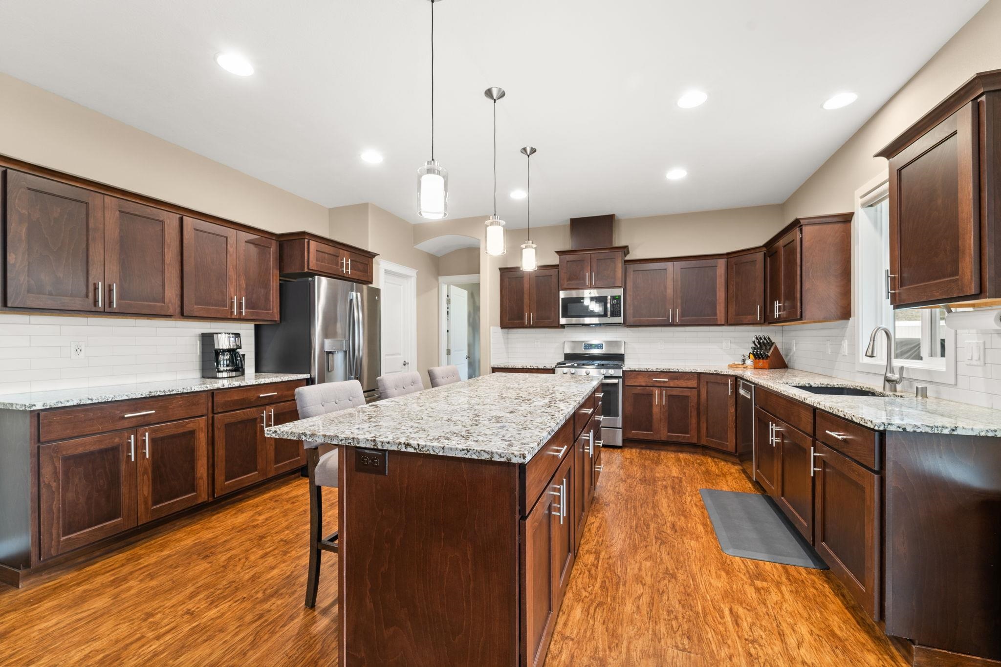 110 E Sapphire Ln - Photo 12