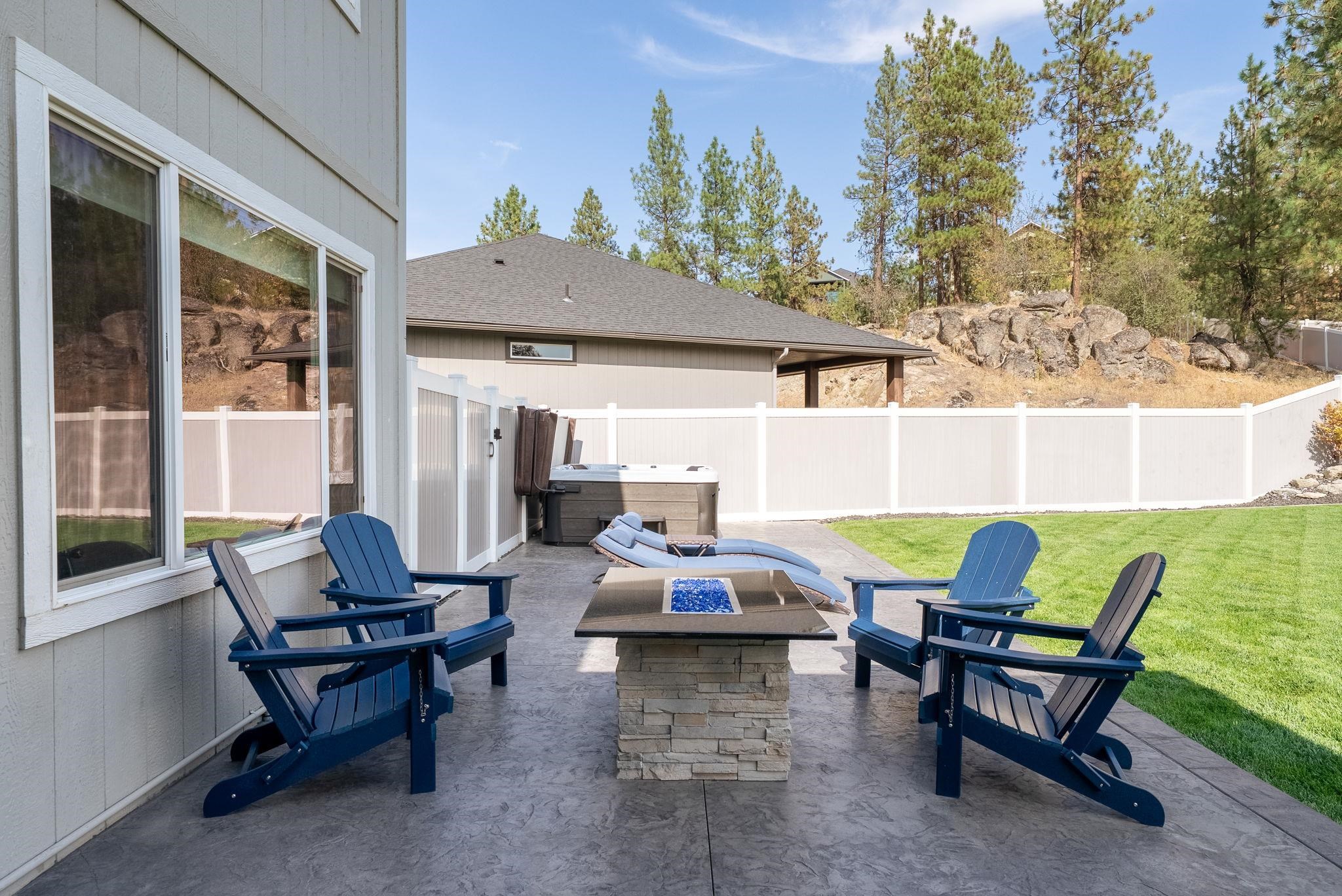 110 E Sapphire Ln - Photo 37