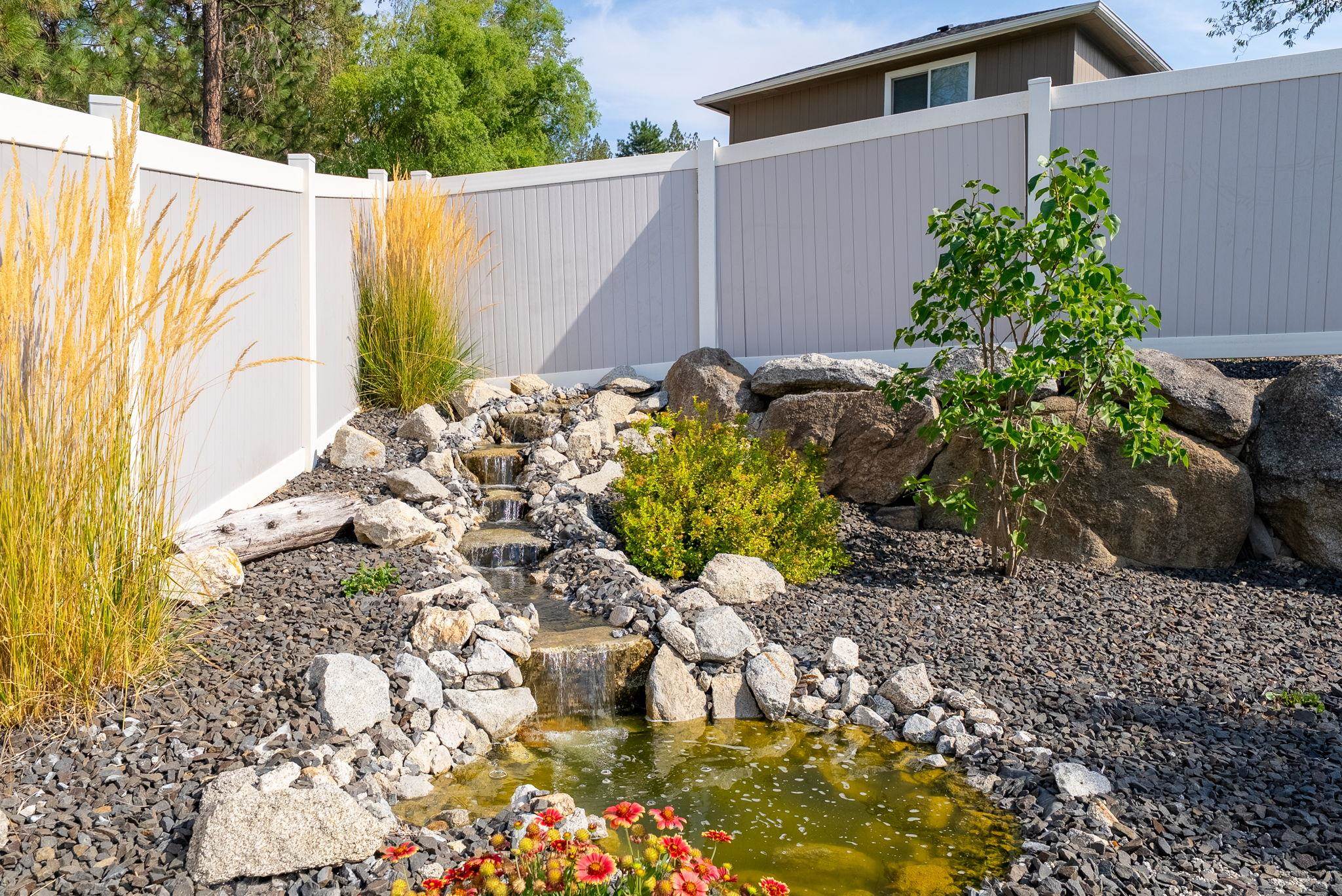 110 E Sapphire Ln - Photo 43