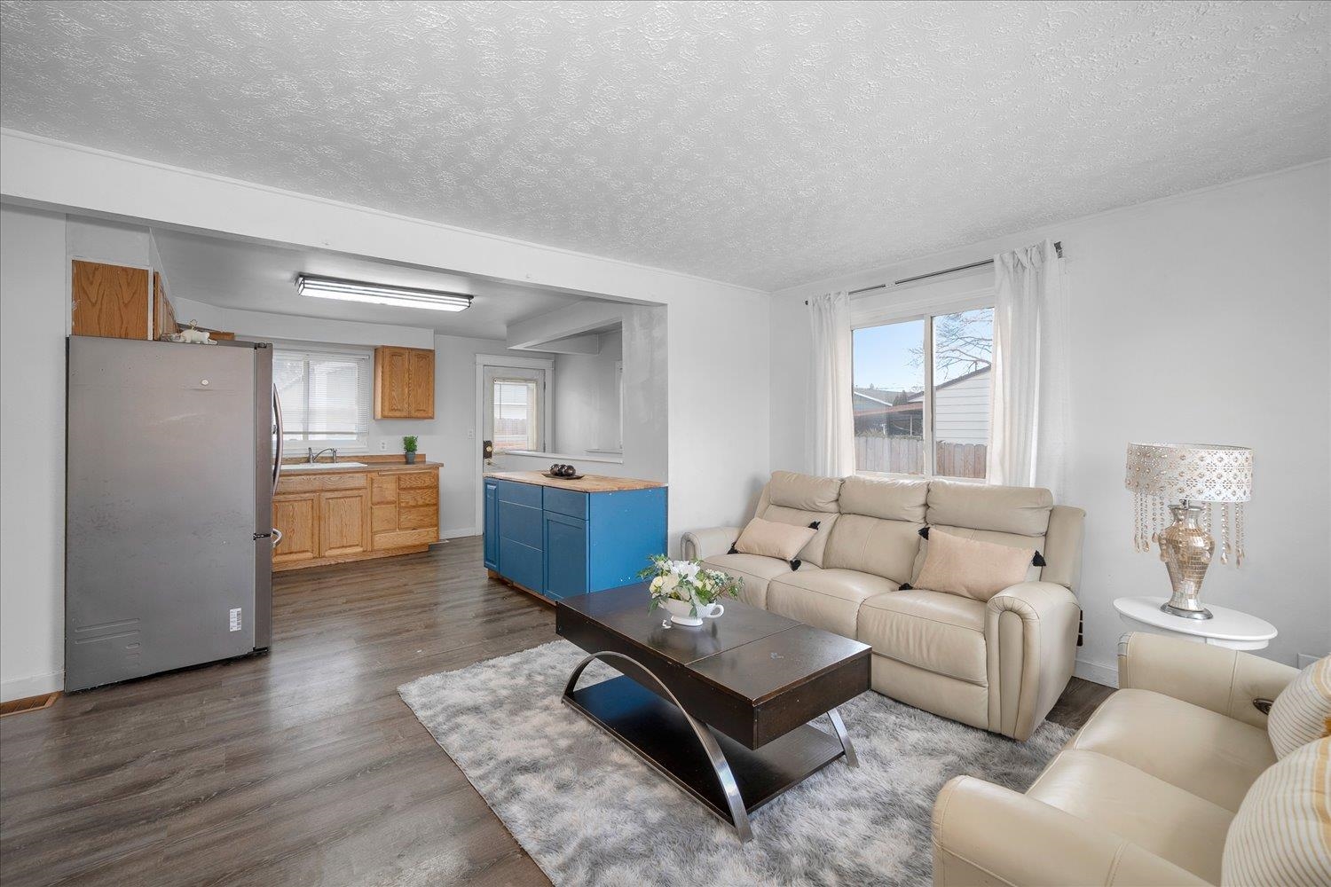 1928 E Decatur Ave - Photo 3