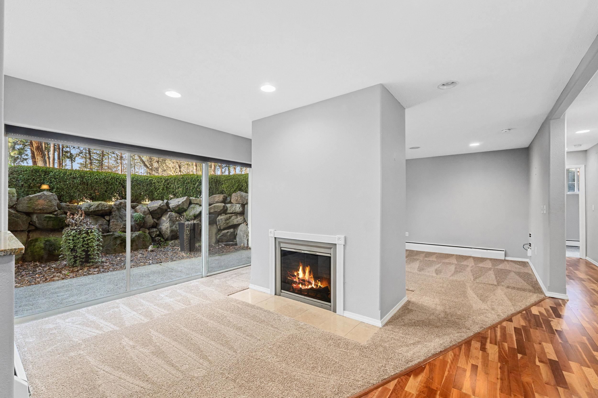 301 S Chestnut St - Photo 5