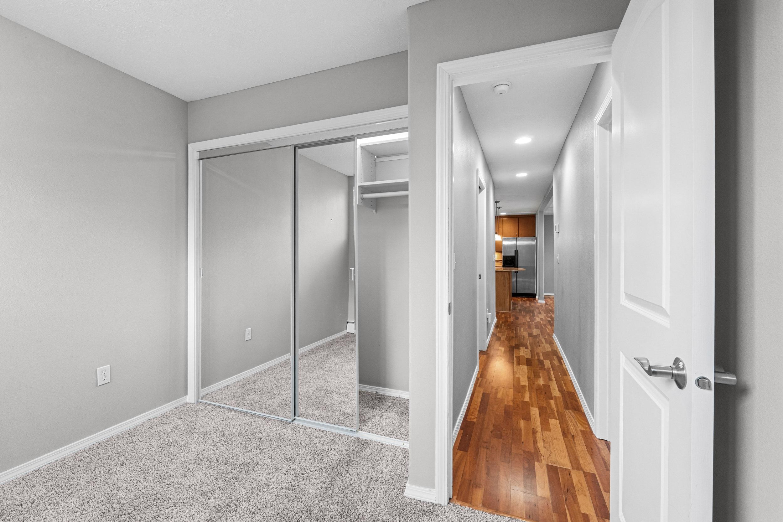 301 S Chestnut St - Photo 15