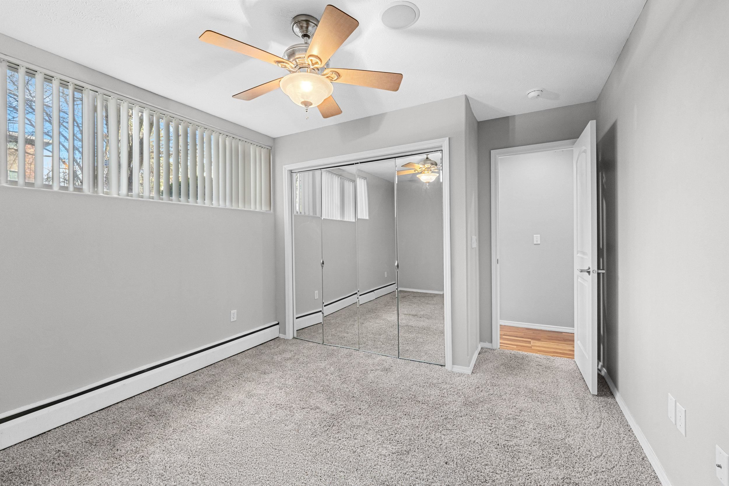 301 S Chestnut St - Photo 17