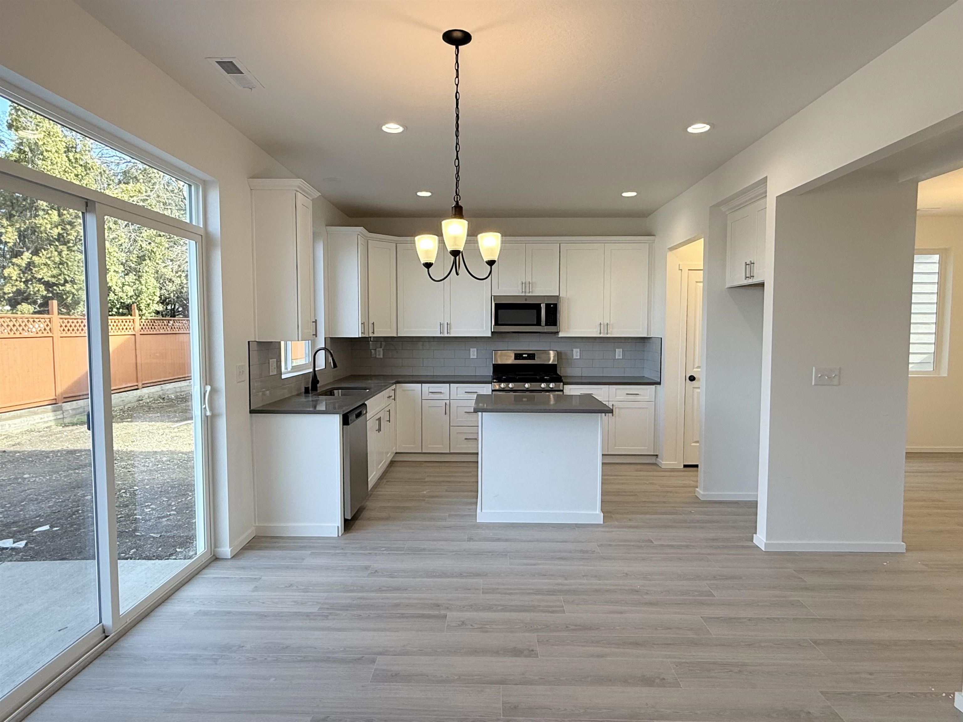 9515 E Michielli Ln - Photo 2