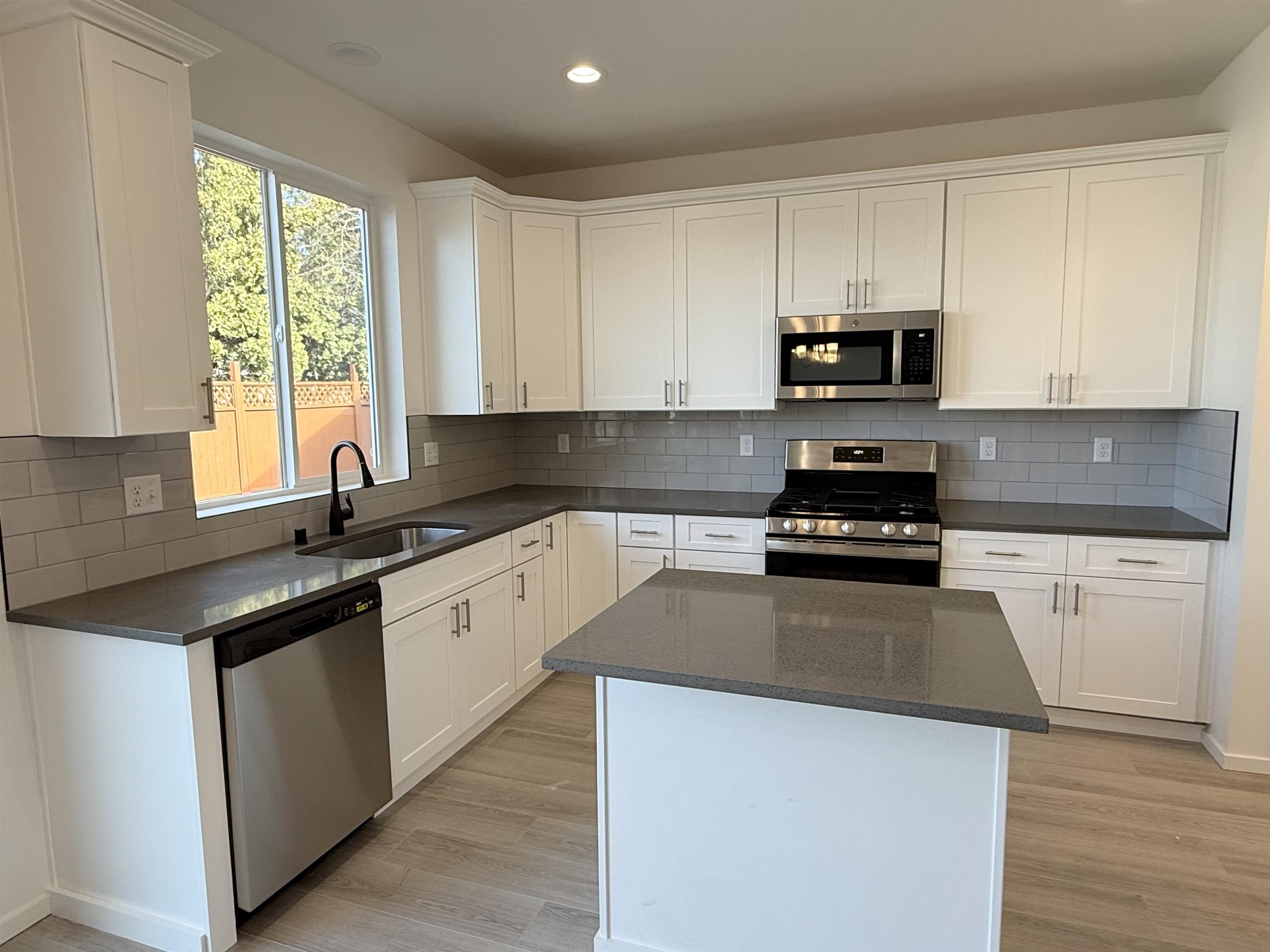 9515 E Michielli Ln - Photo 3