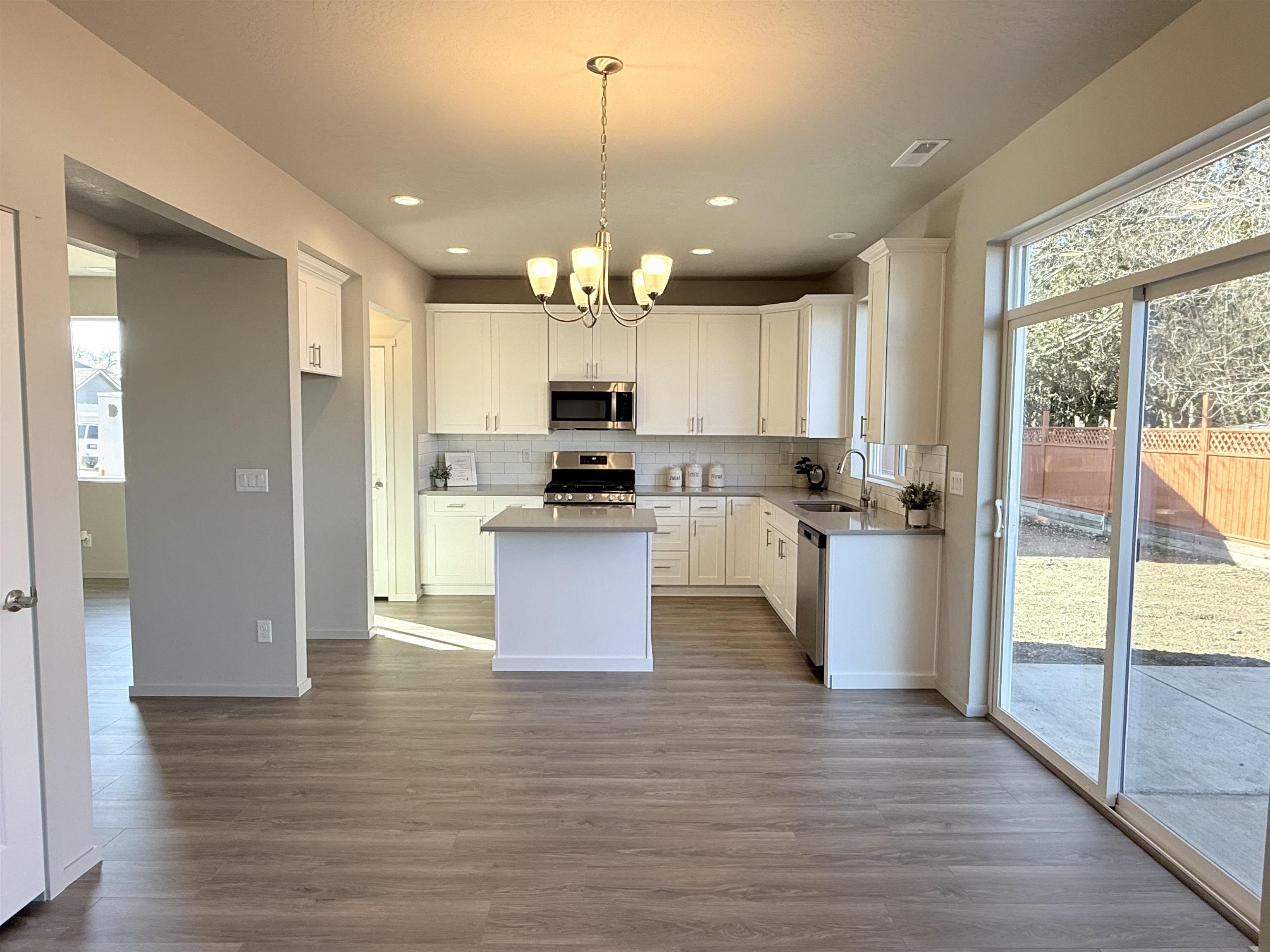 9523 E Michielli Ln - Photo 3