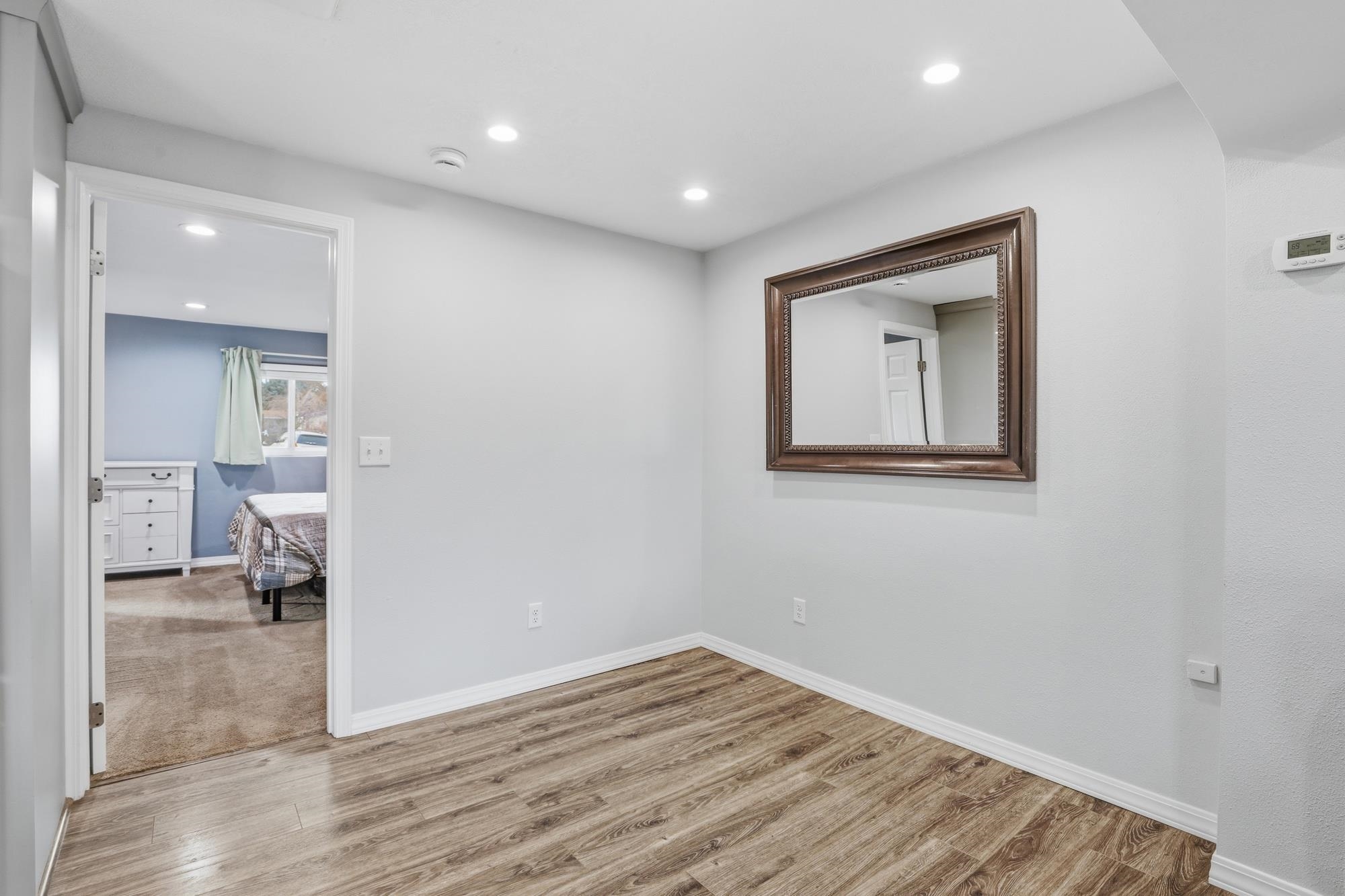 104 W Adams St - Photo 14
