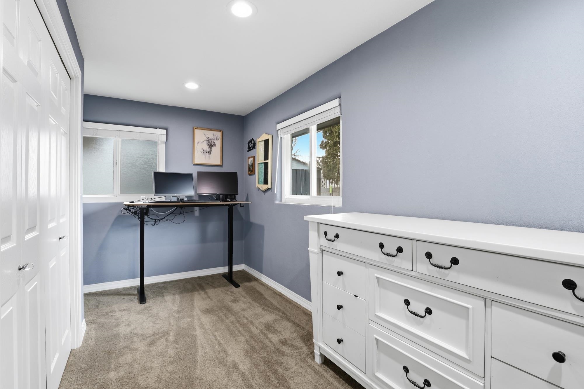 104 W Adams St - Photo 18