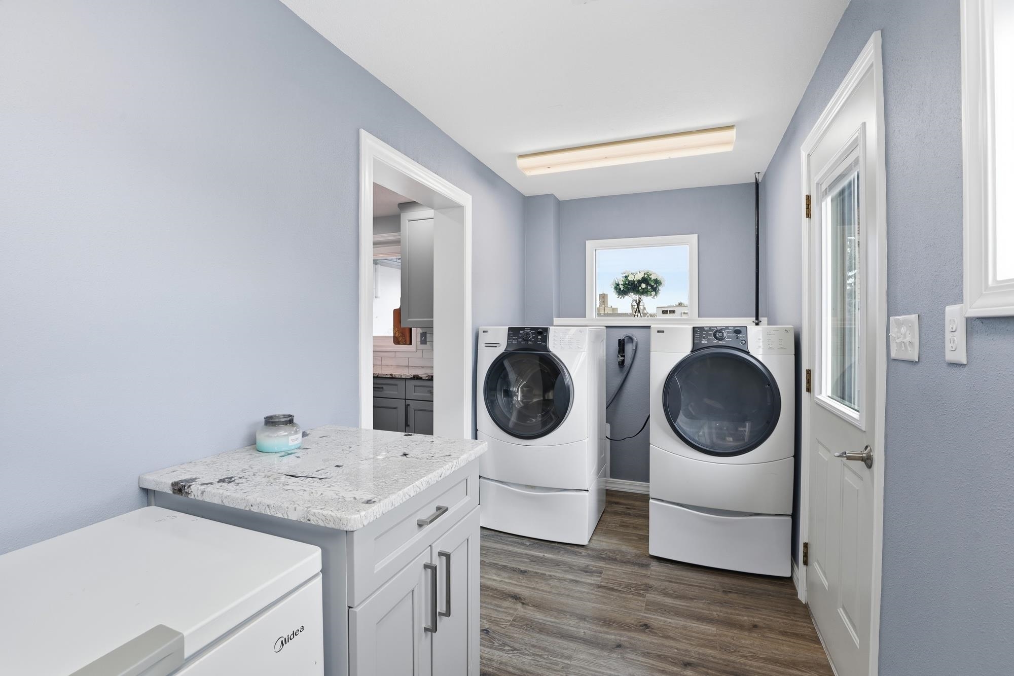 104 W Adams St - Photo 22