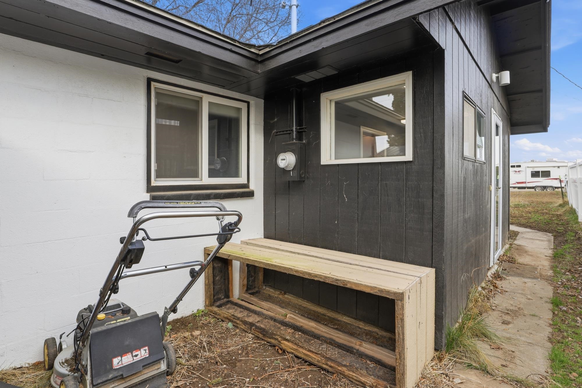 104 W Adams St - Photo 25