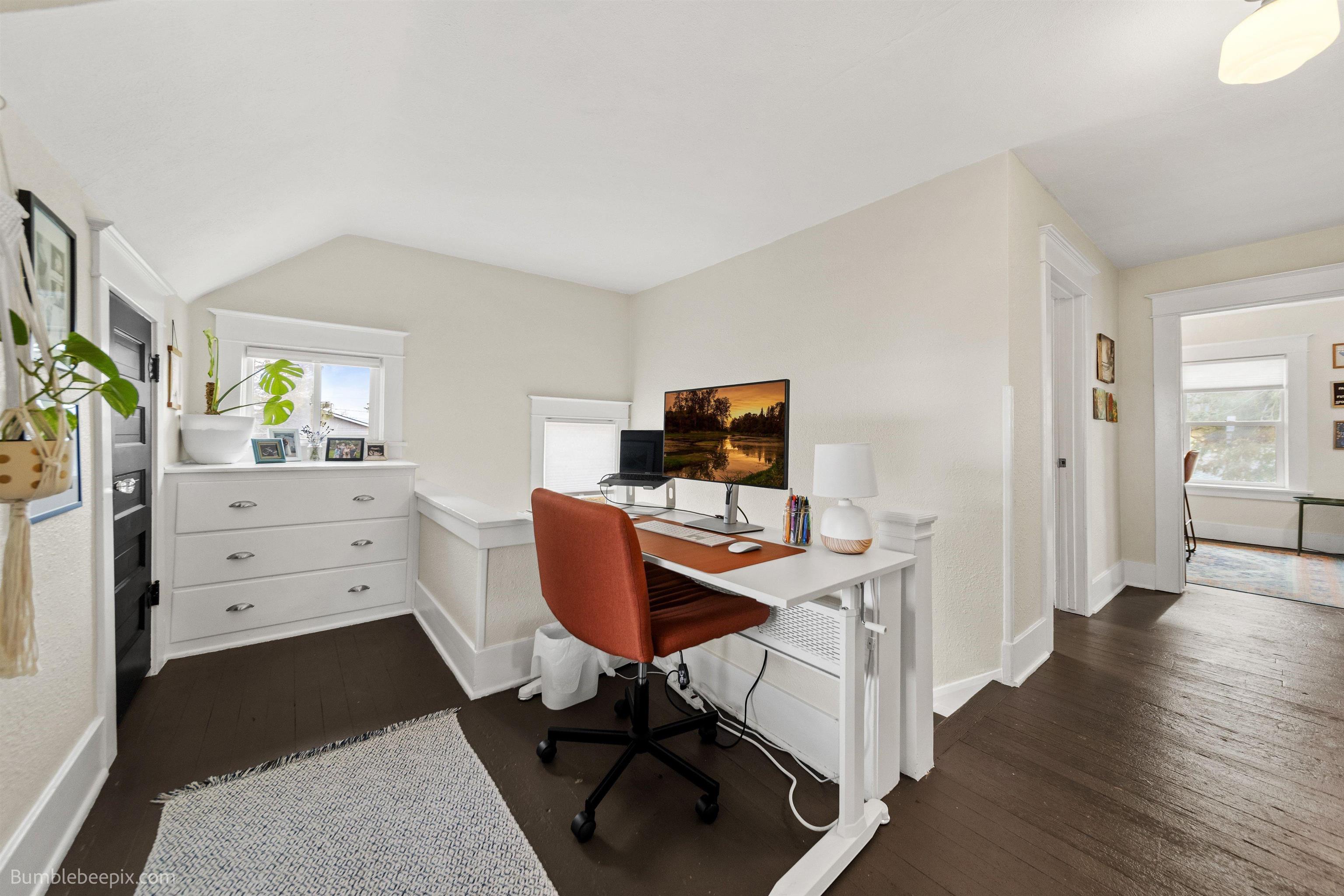 1858 E 8th Ave - Photo 8