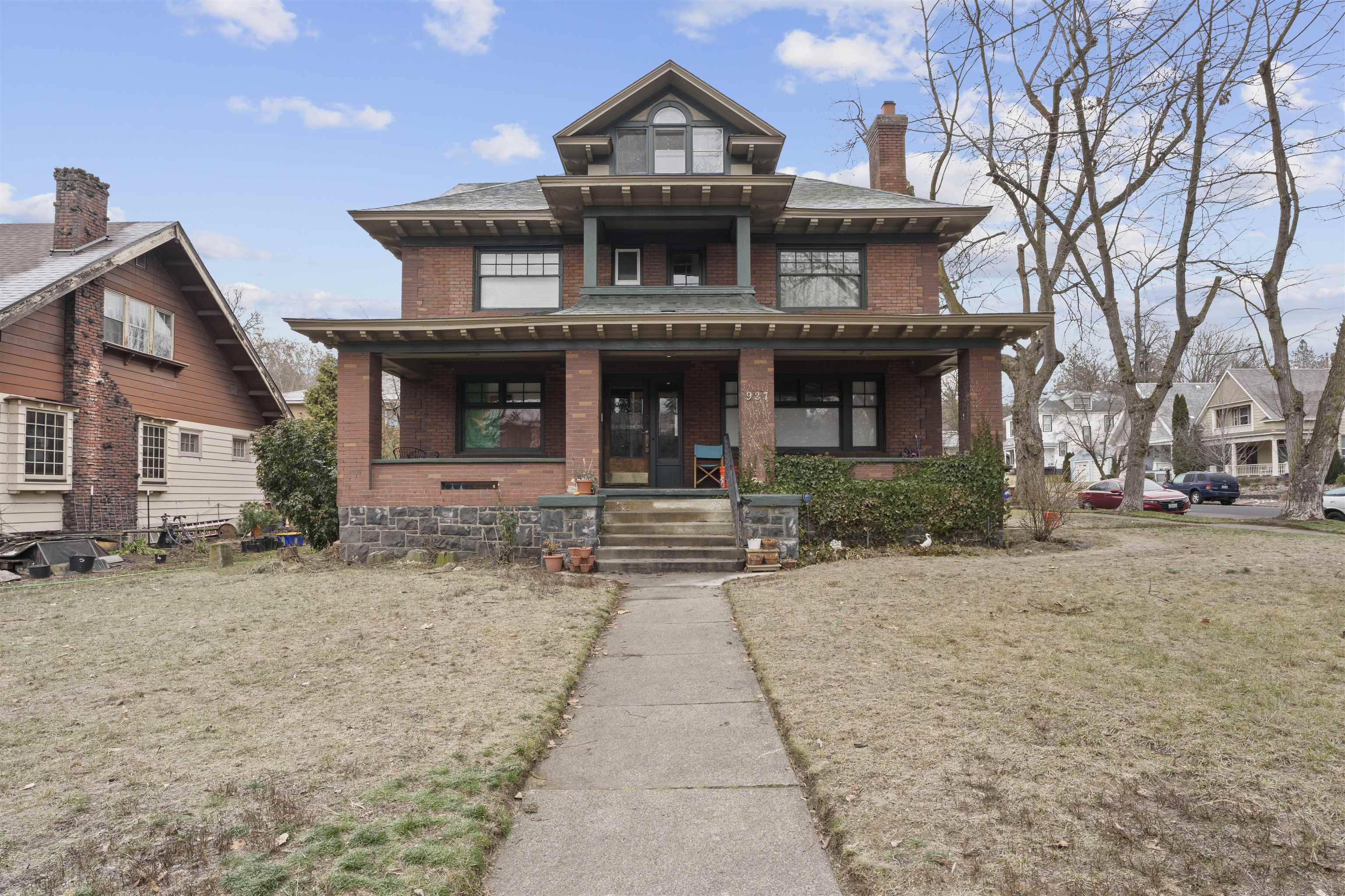 927 S Adams St - Photo 1