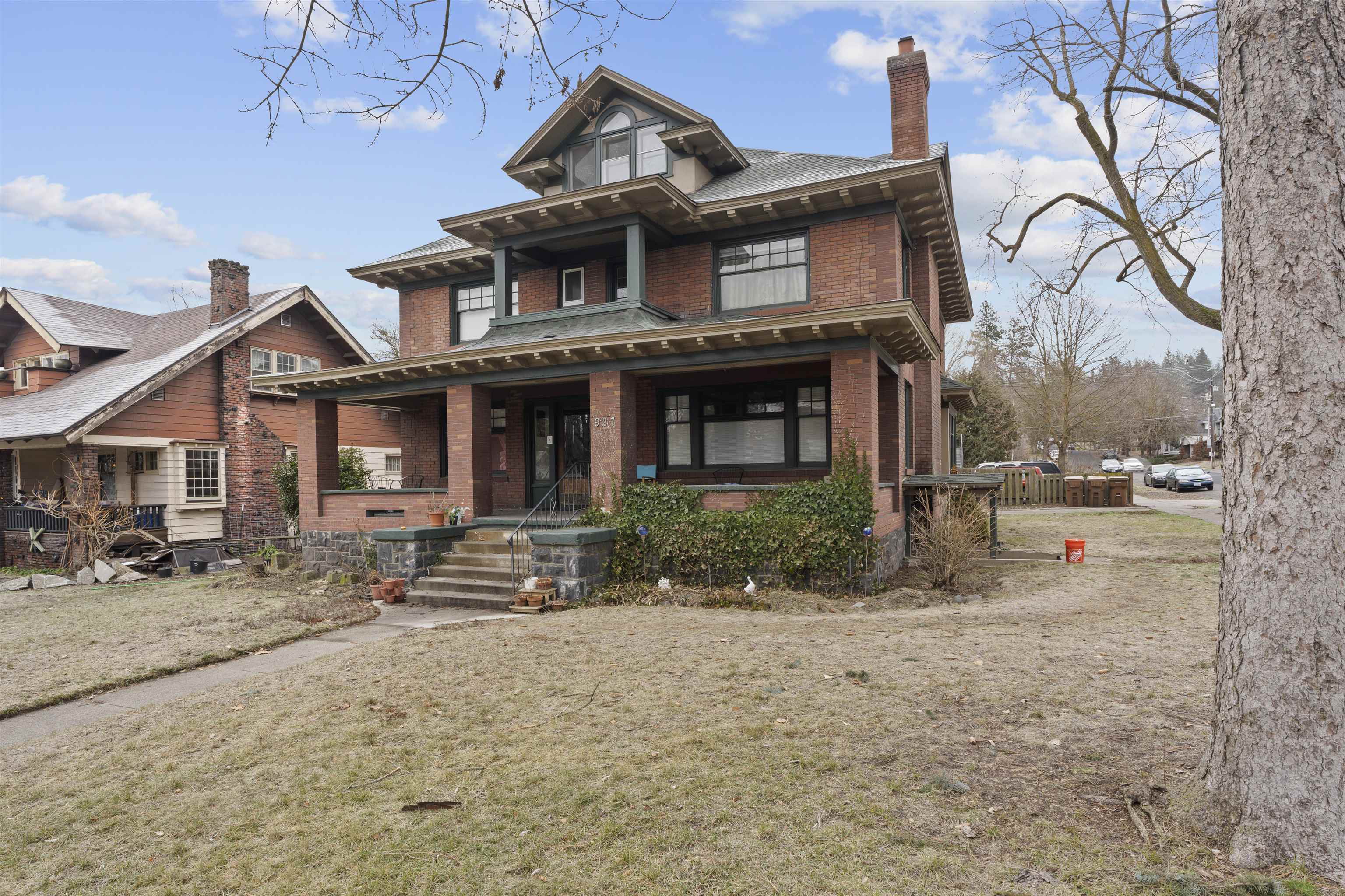 927 S Adams St - Photo 3