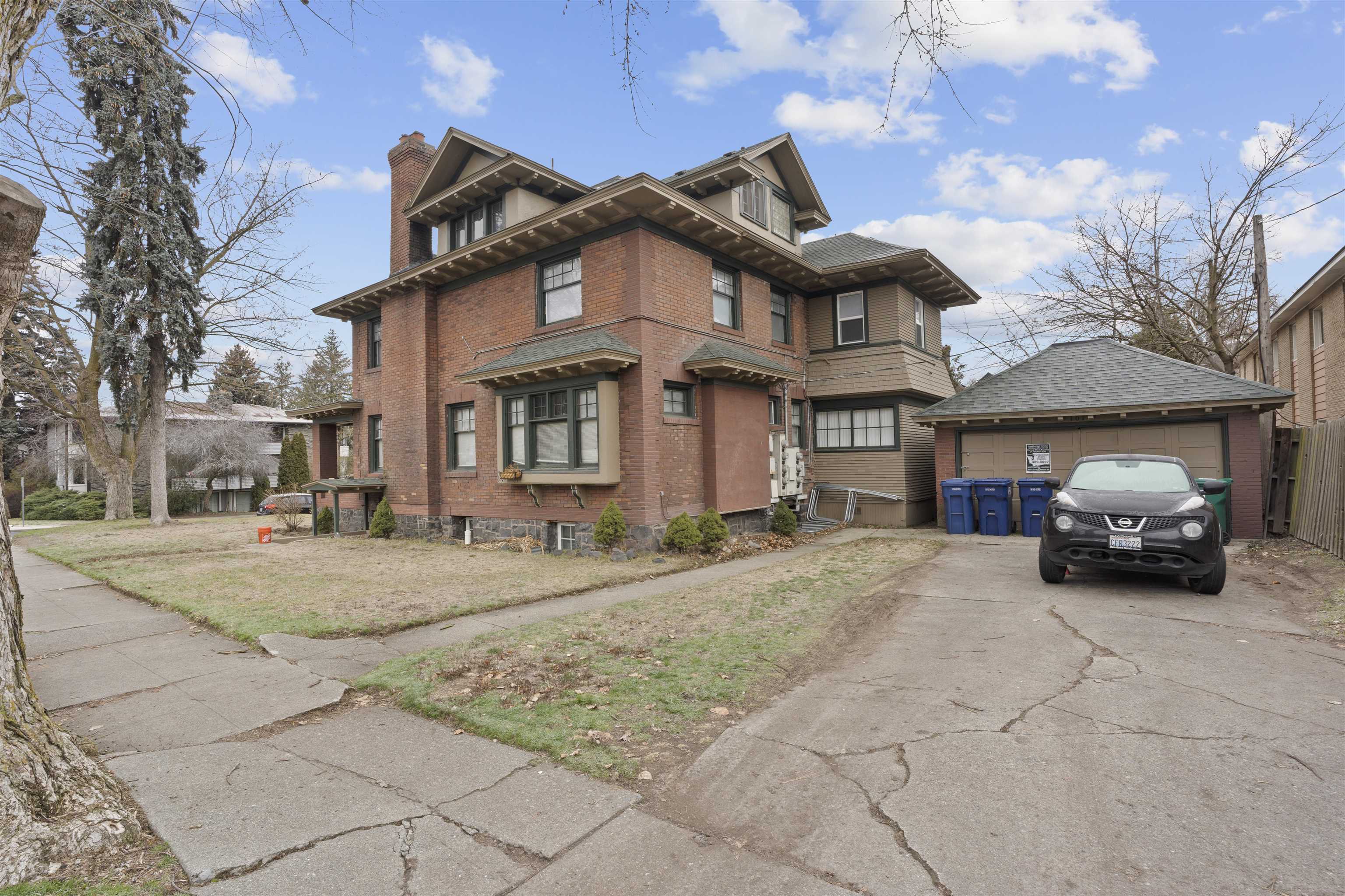 927 S Adams St - Photo 5