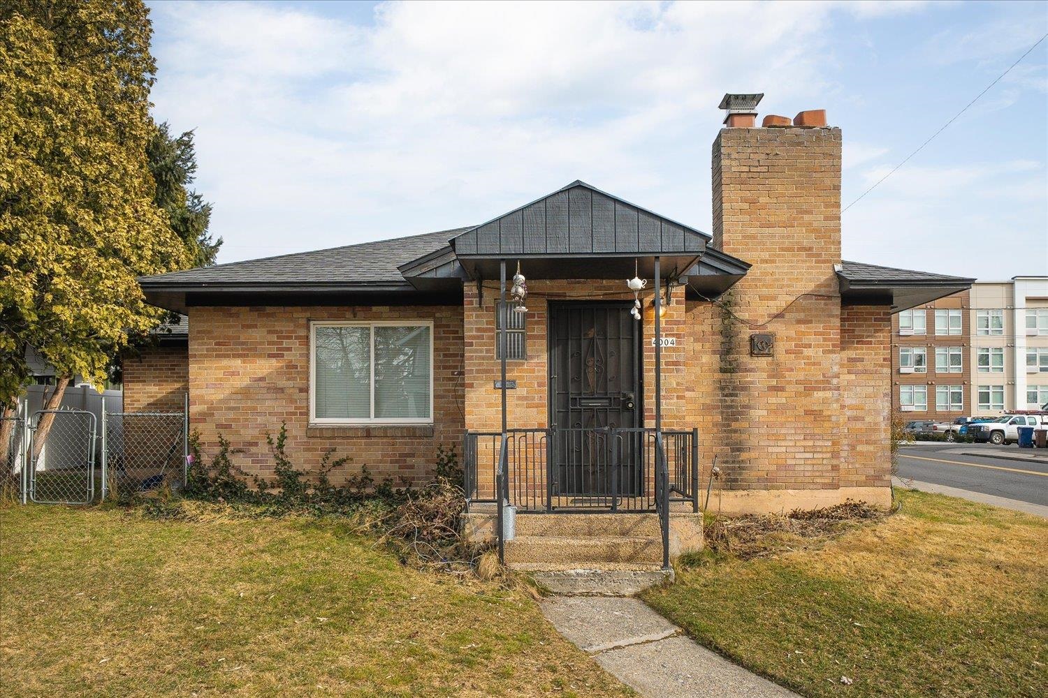 4004 N Post St - Photo 2