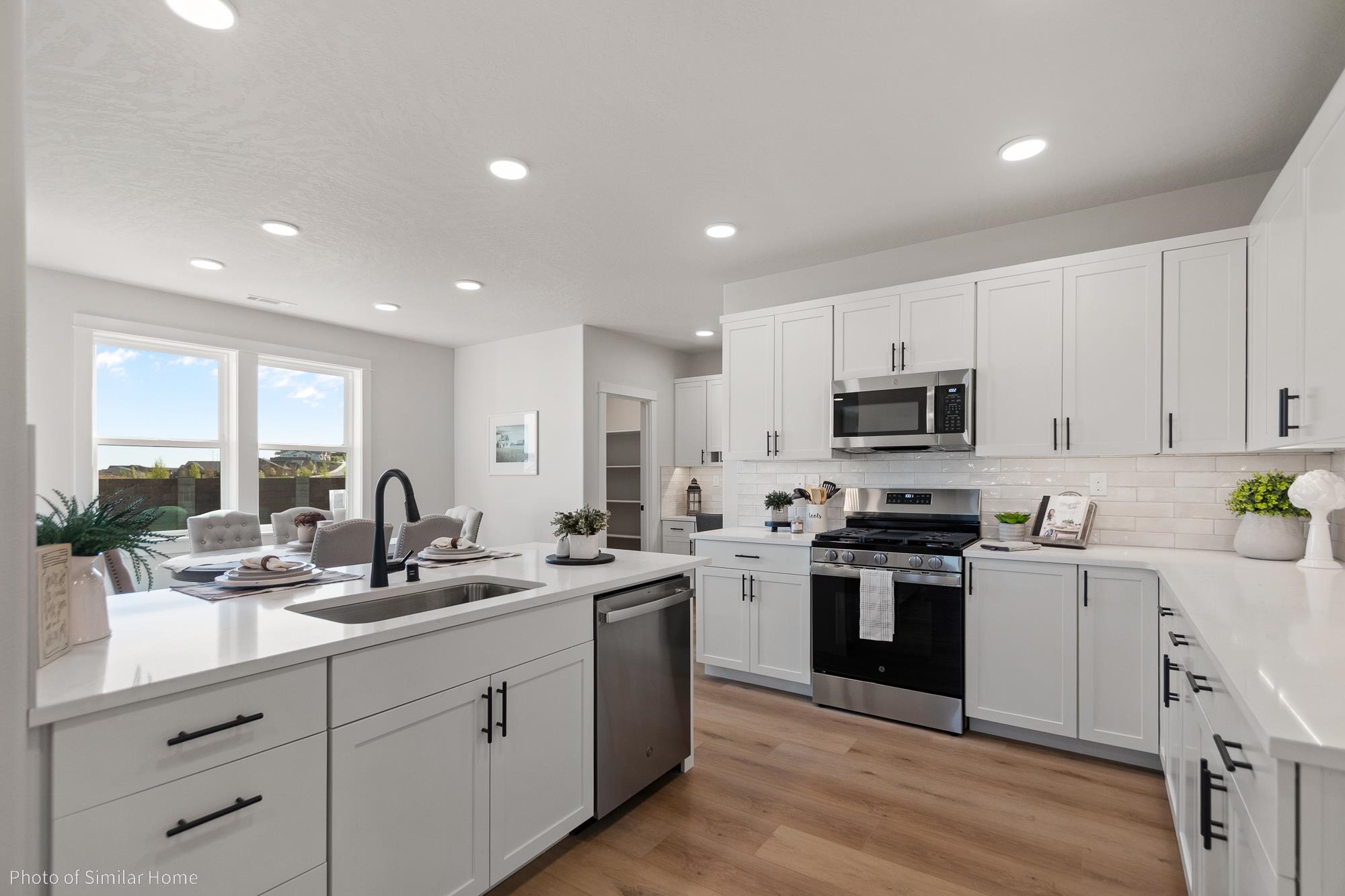 1544 W 67th Ave - Photo 17