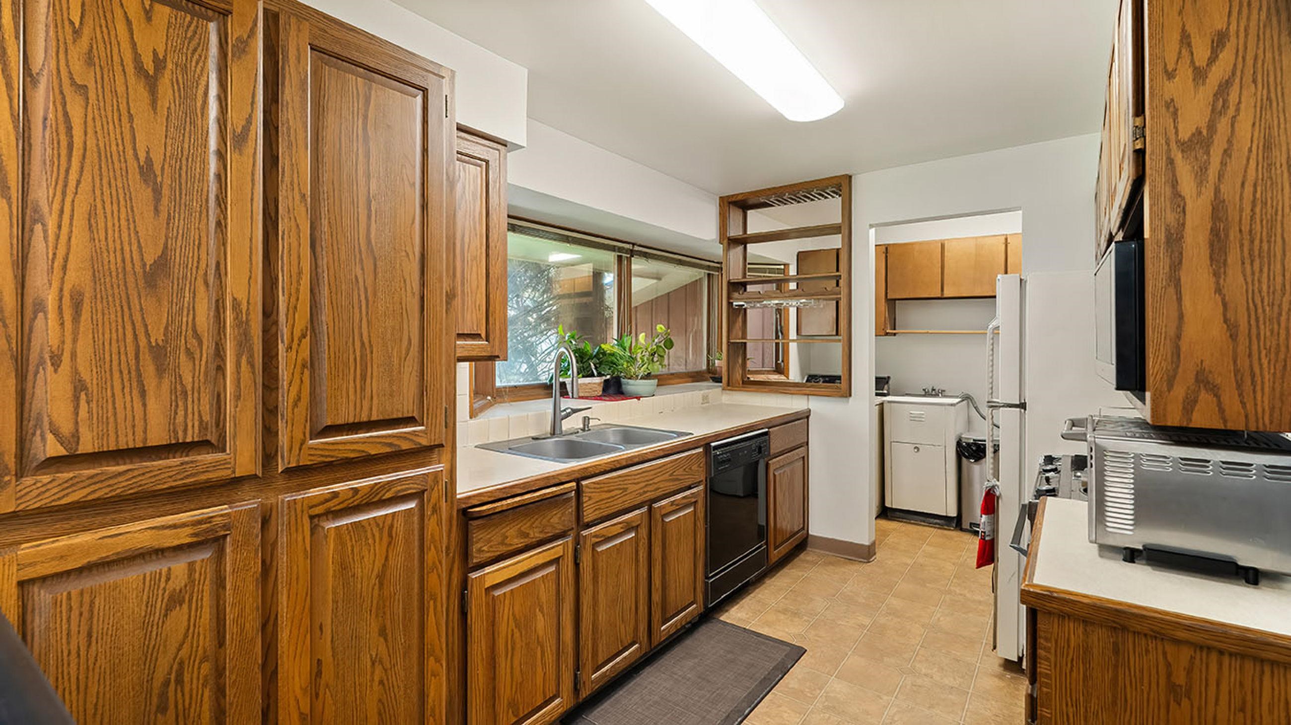 4303 N Ella Rd - Photo 11