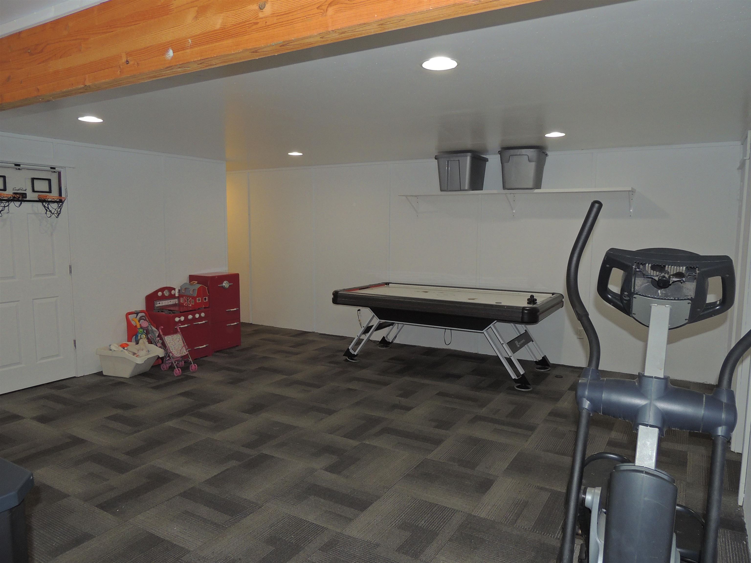 38250 Fitness Ln. E - Photo 32