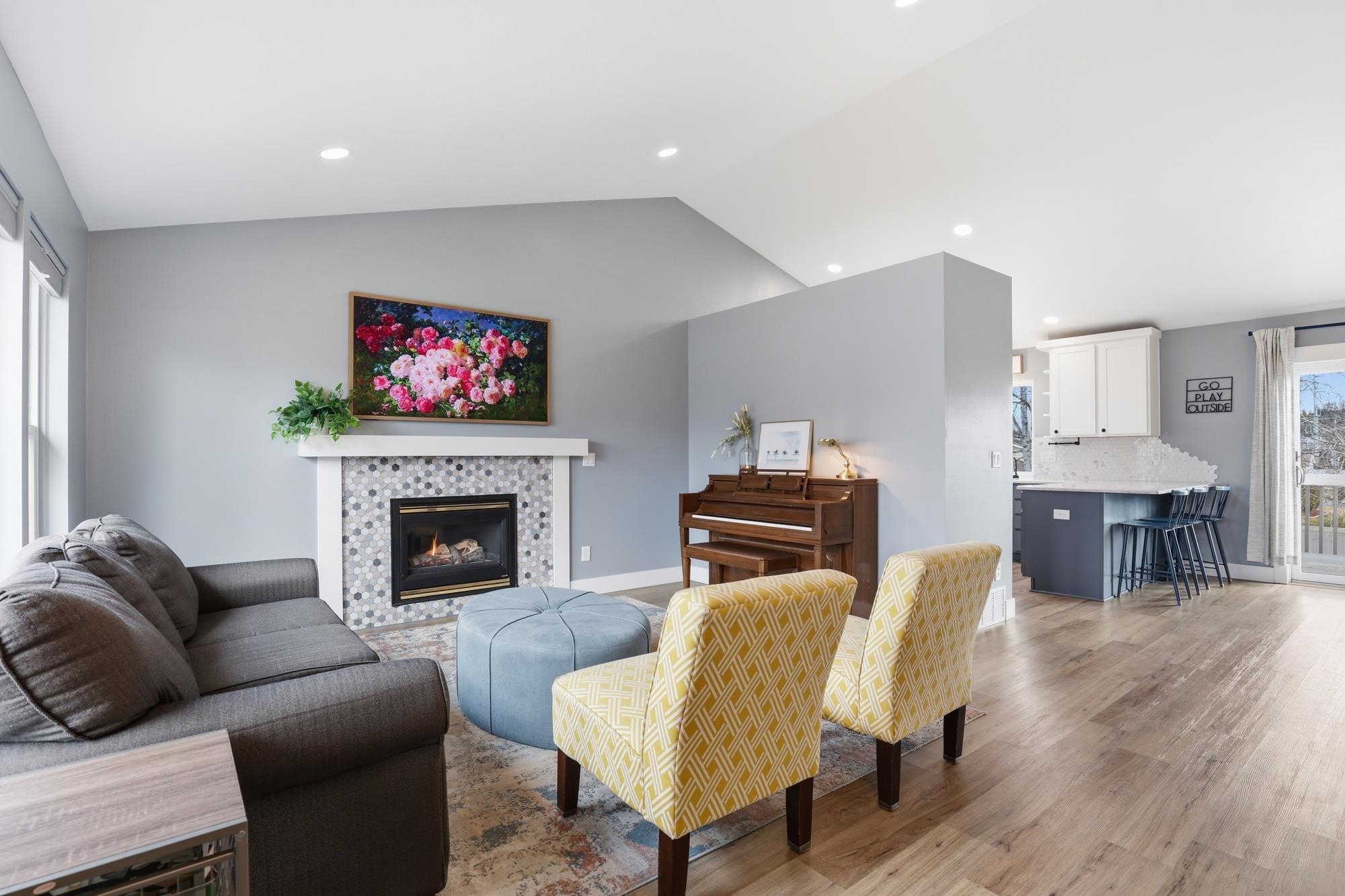 1715 S St. Charles Rd - Photo 2